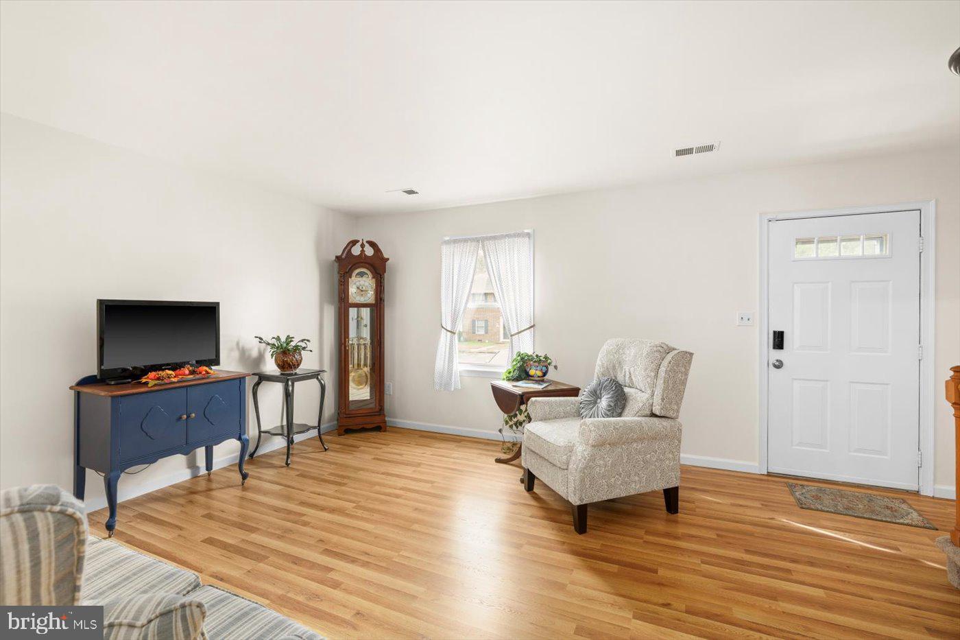 OLDE GREENWICH - Residential