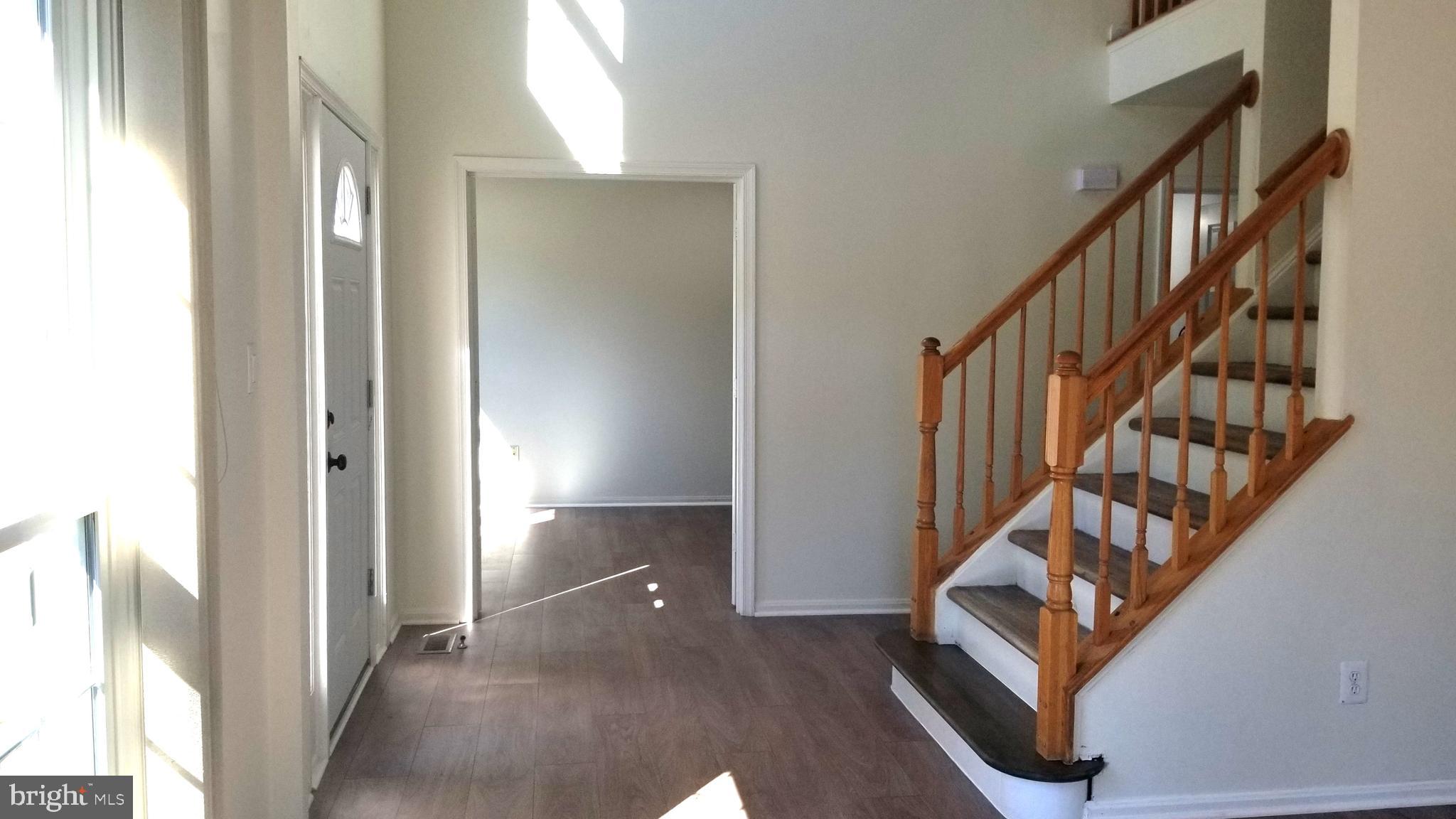 FOUR SEASONS - Residential Lease