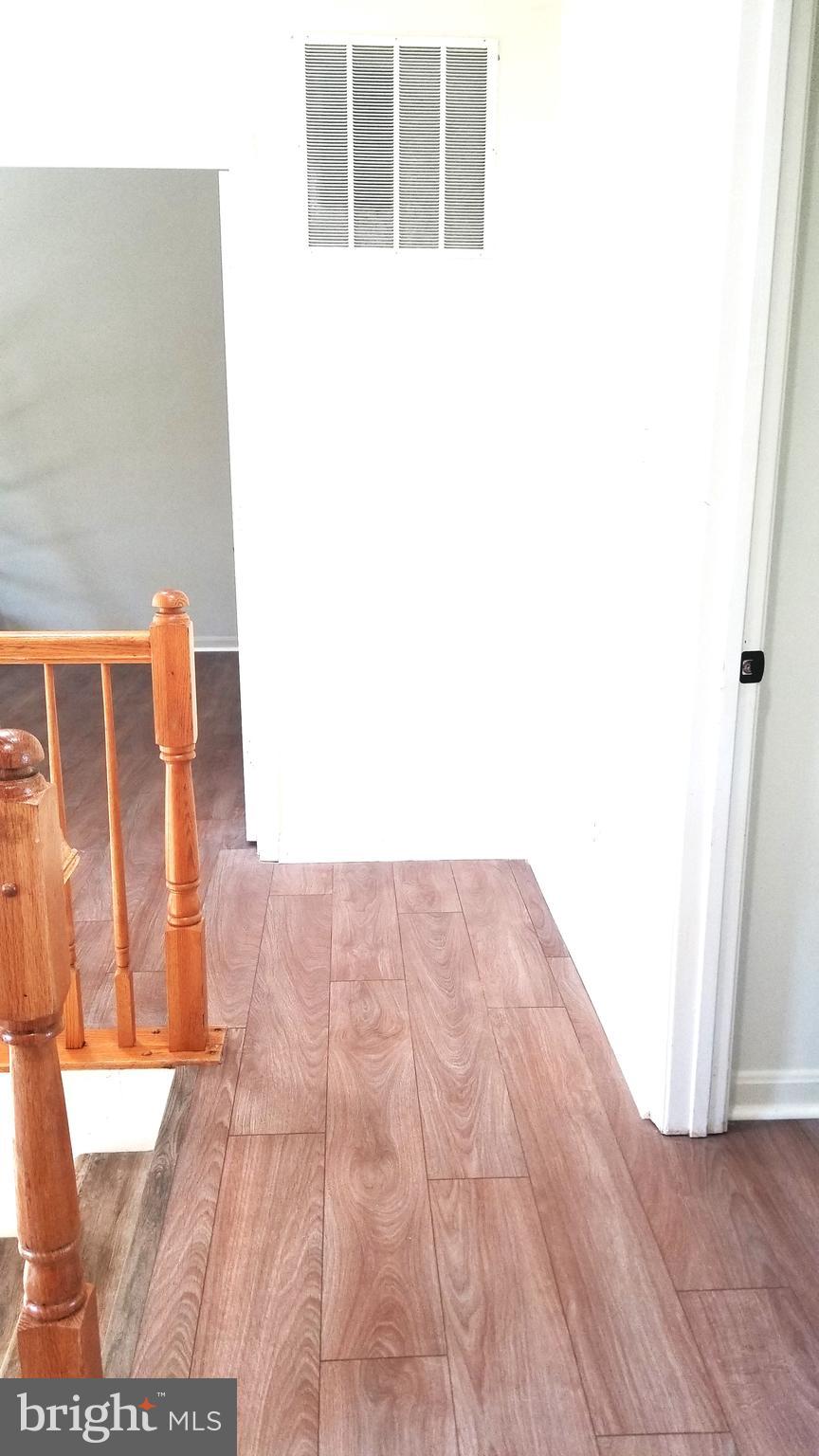 FOUR SEASONS - Residential Lease