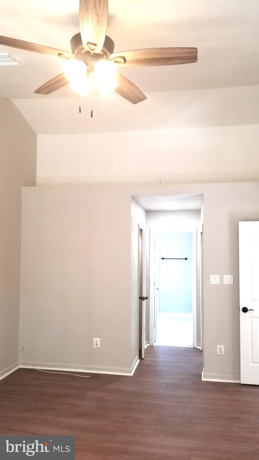 FOUR SEASONS - Residential Lease