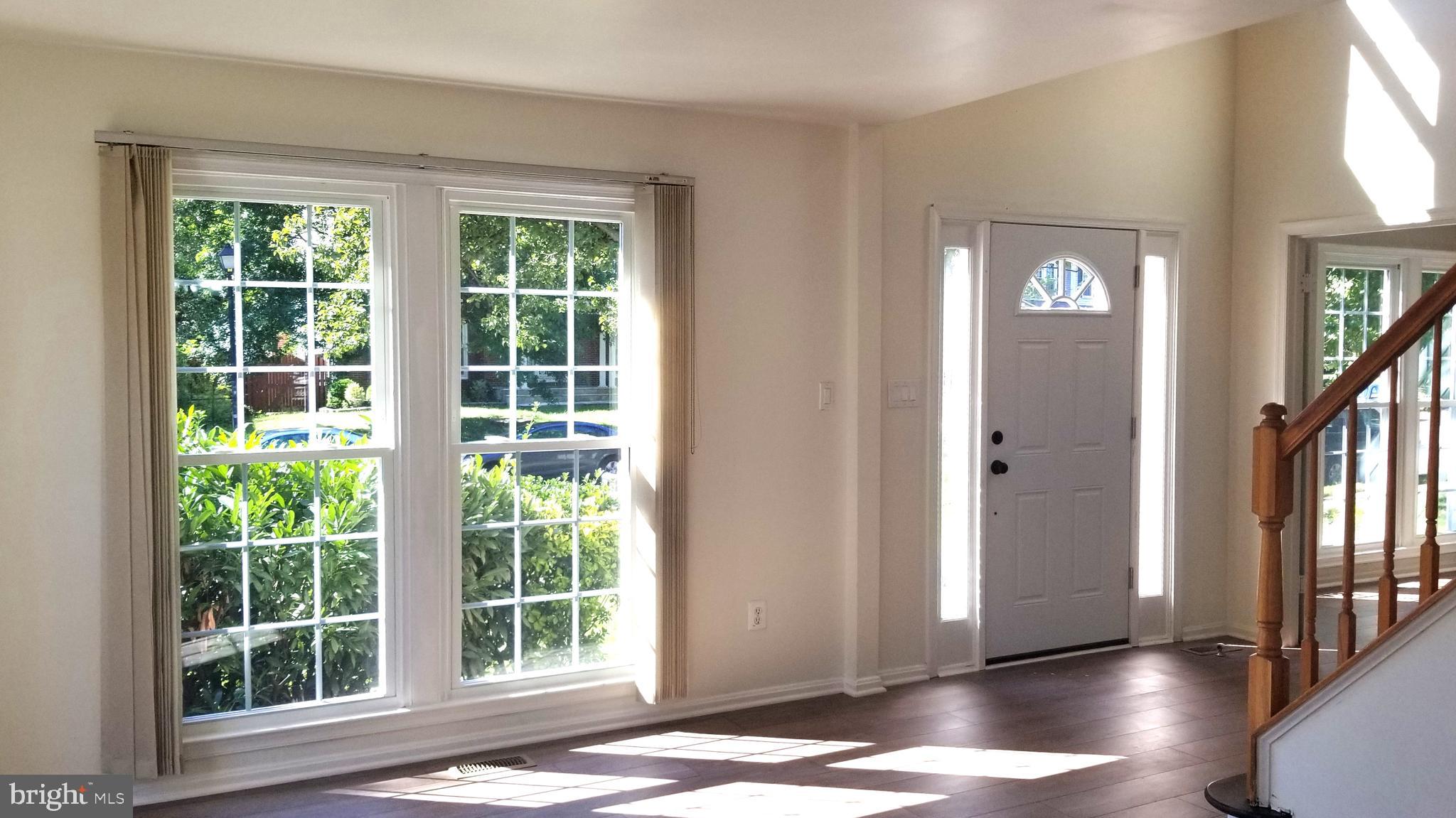 FOUR SEASONS - Residential Lease