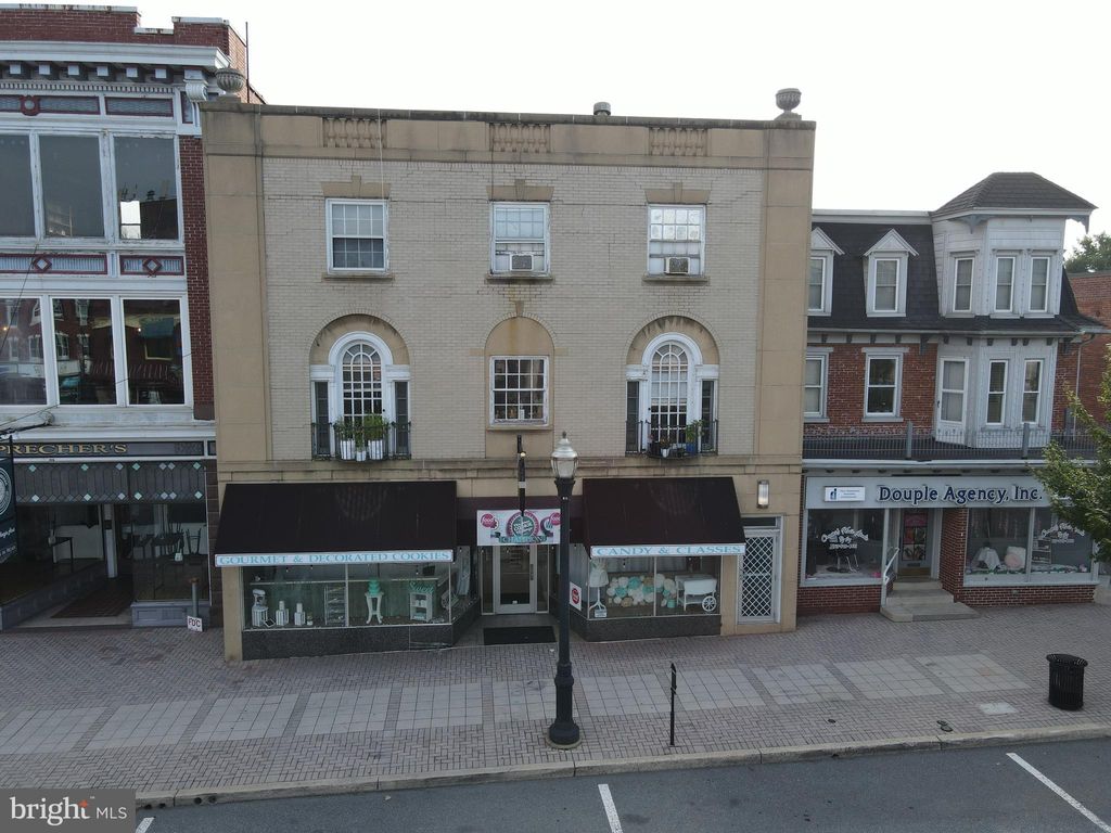 Photo of 30 E Main Street, EPHRATA, PA 17522 (MLS # PALA2075796)