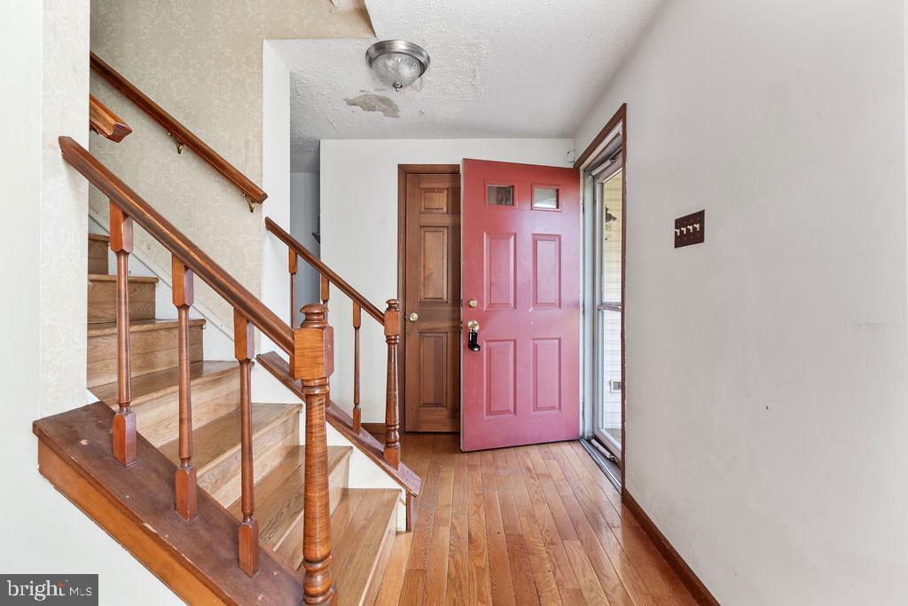 ROLLINGWOOD VILLAGE - Residential