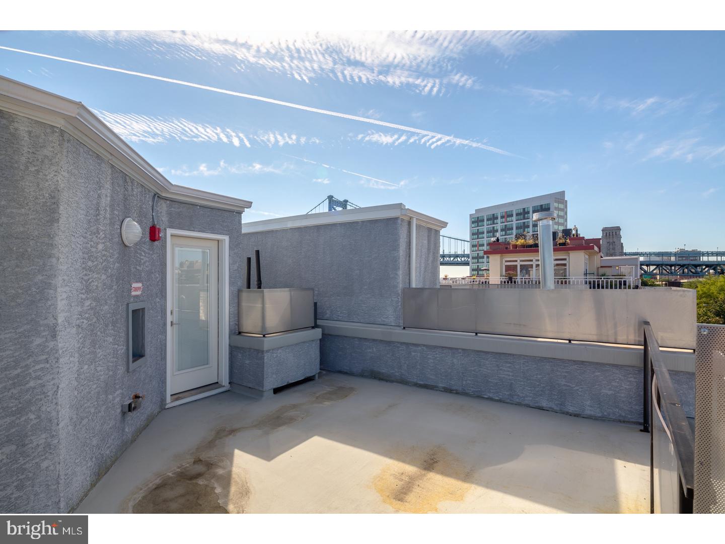 OLD CITY - Residential