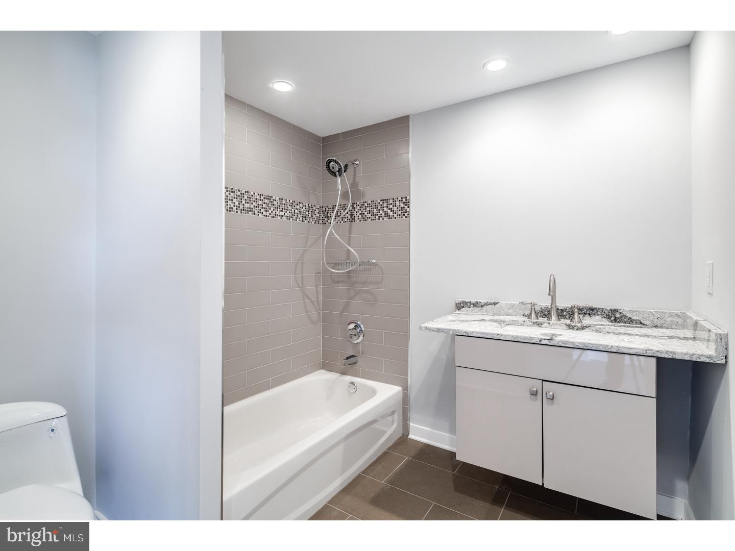 OLD CITY - Residential