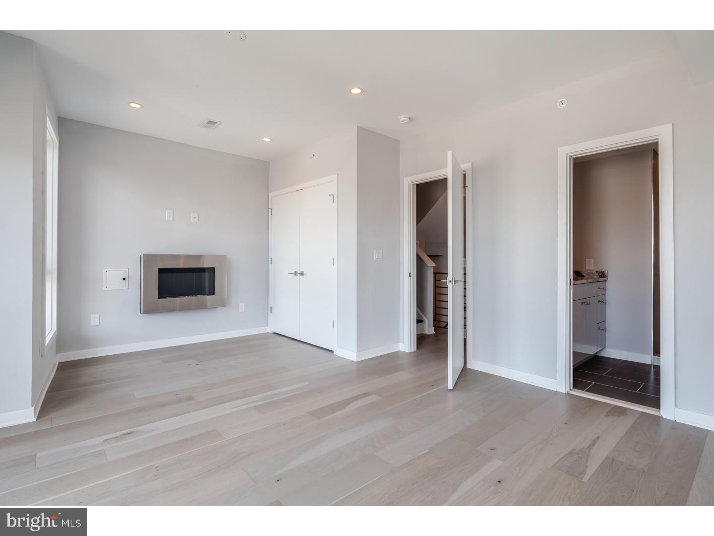 OLD CITY - Residential