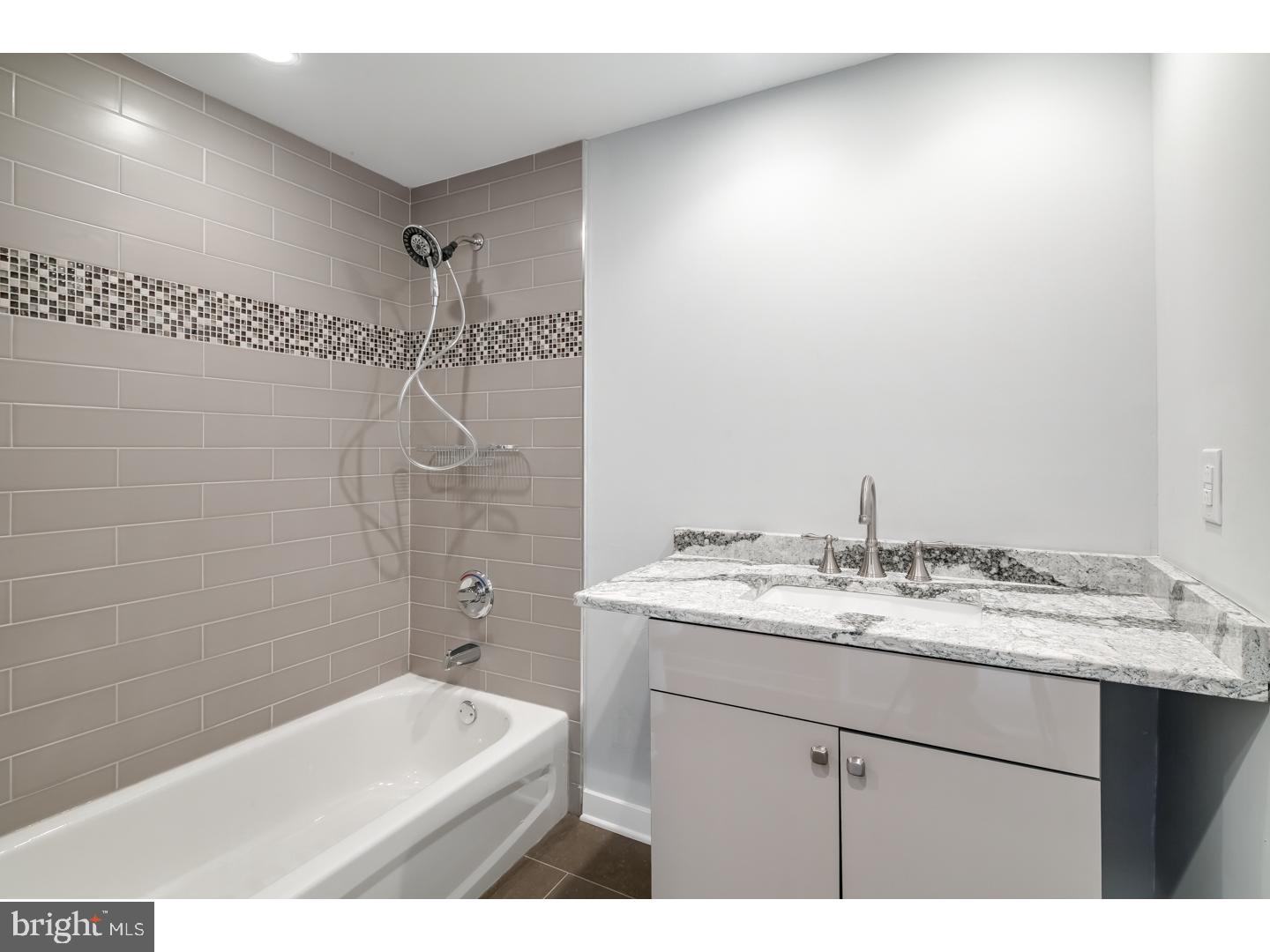 OLD CITY - Residential