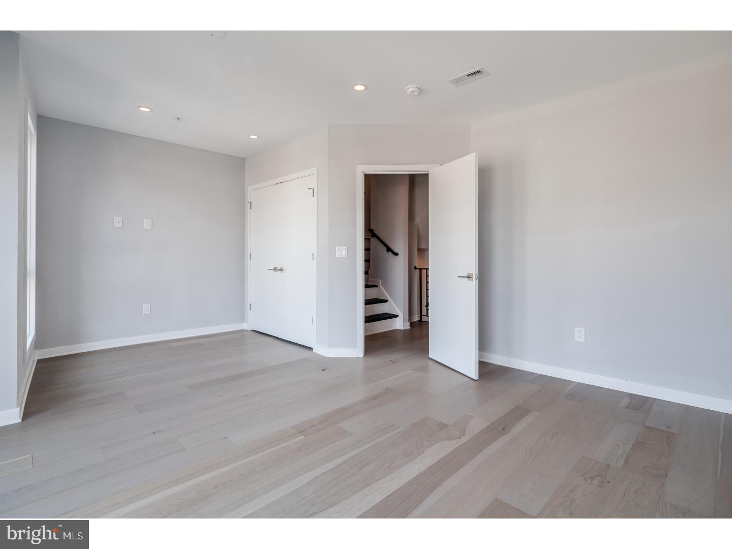 OLD CITY - Residential