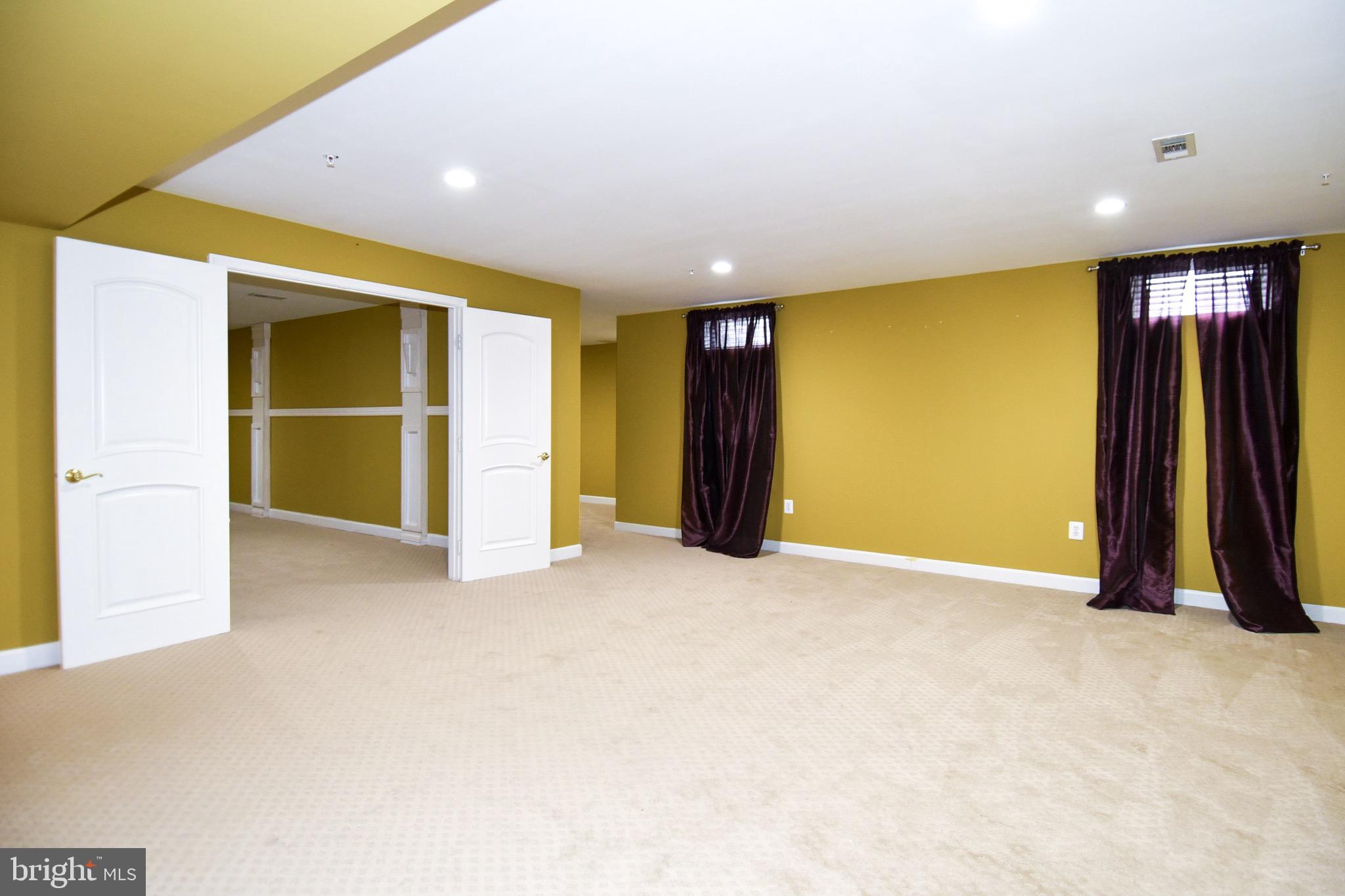 THE VILLAGES AT WELLINGTON - Residential