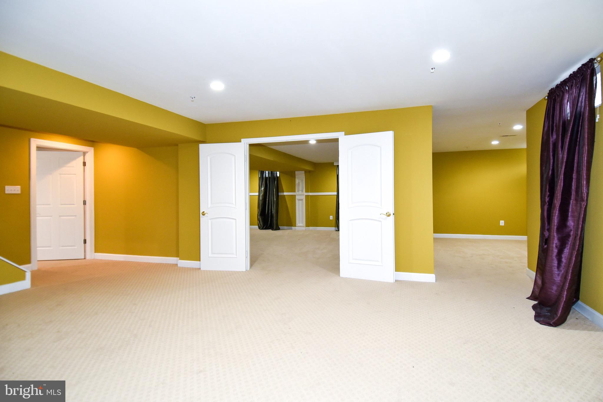 THE VILLAGES AT WELLINGTON - Residential