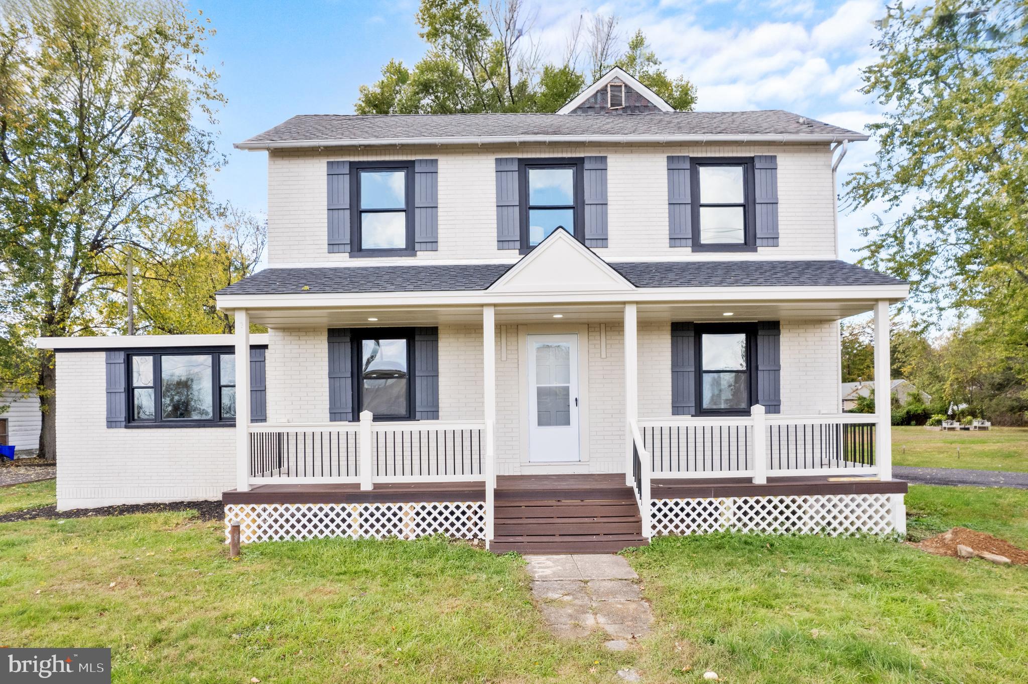 924 BETHLEHEM PIKE