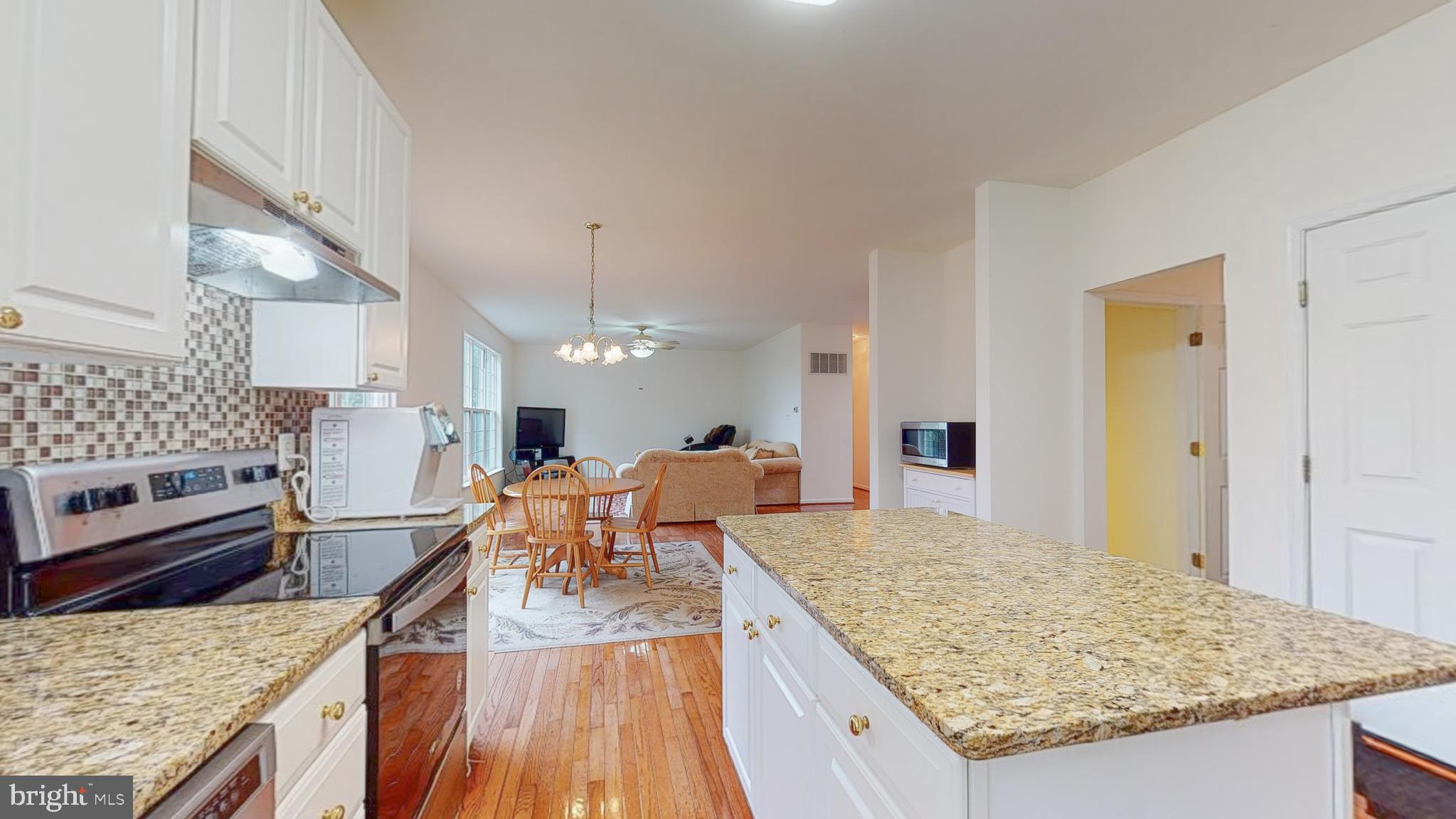 ROCKBURN MANOR - Residential