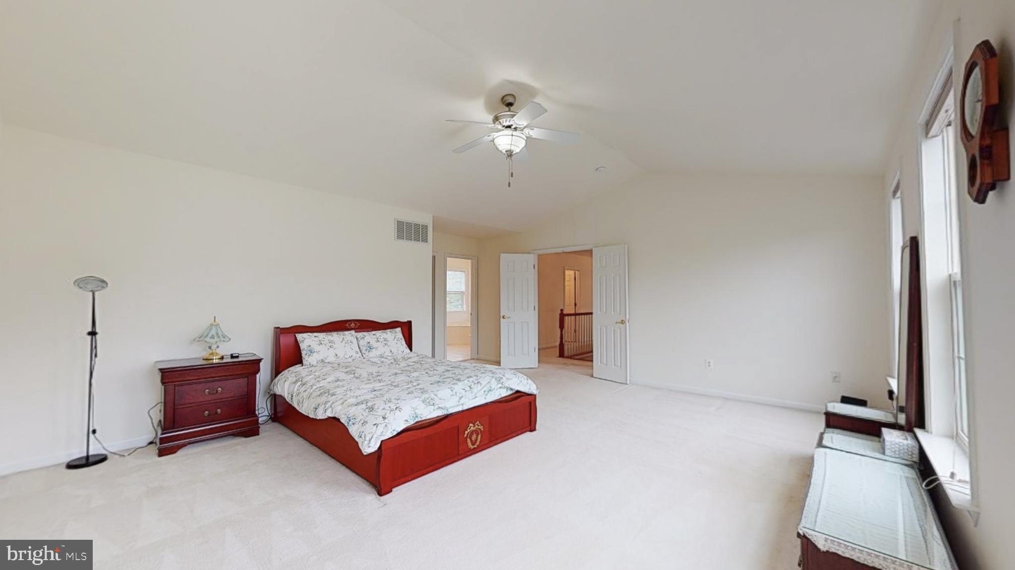 ROCKBURN MANOR - Residential