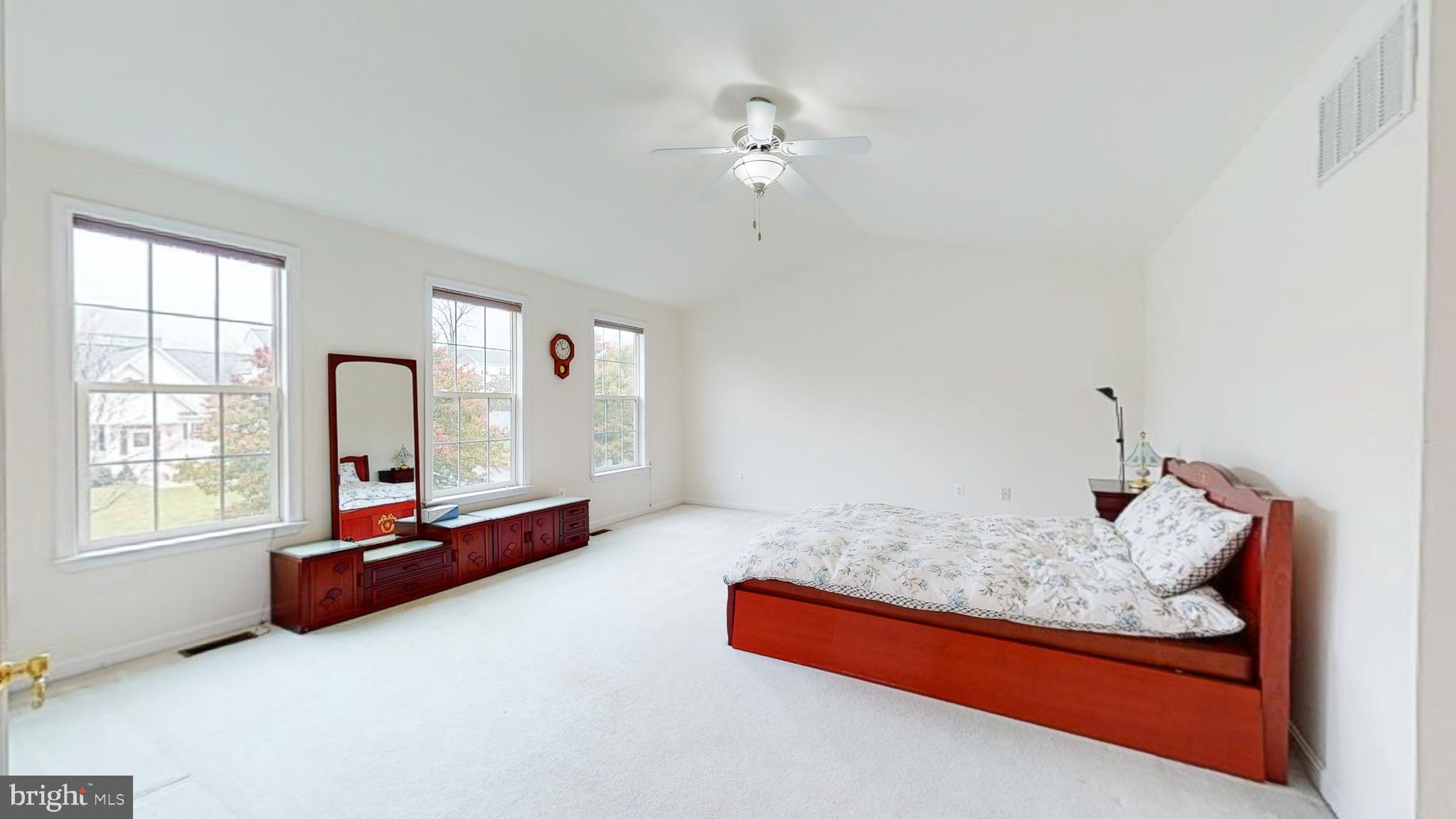 ROCKBURN MANOR - Residential