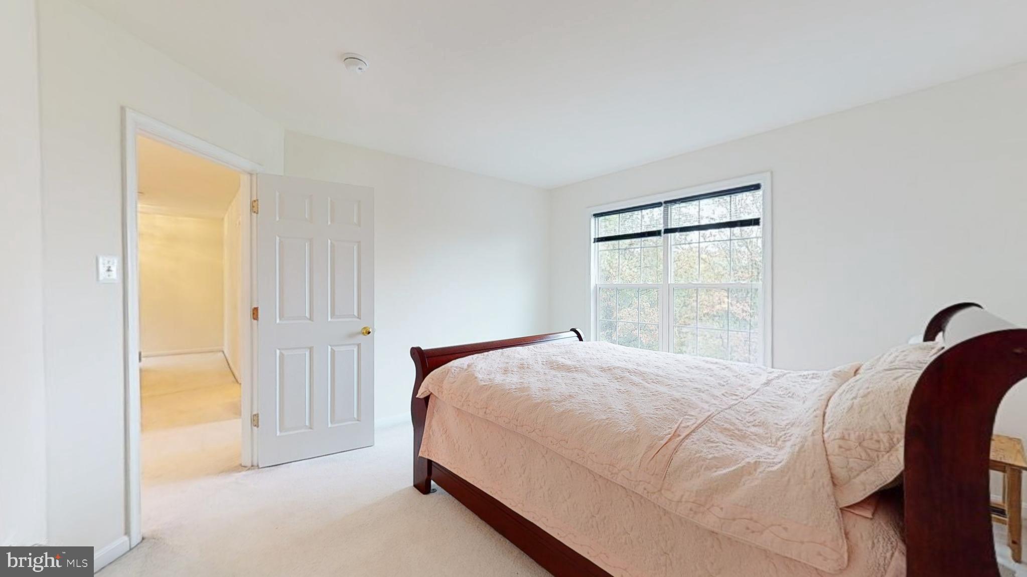 ROCKBURN MANOR - Residential