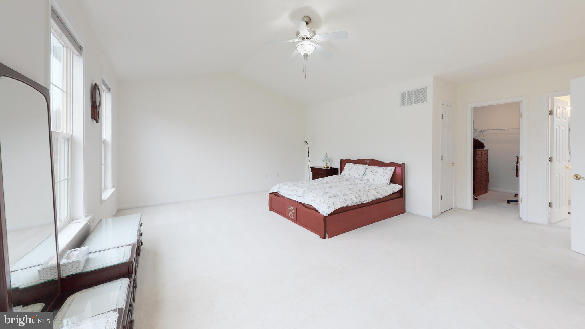 ROCKBURN MANOR - Residential