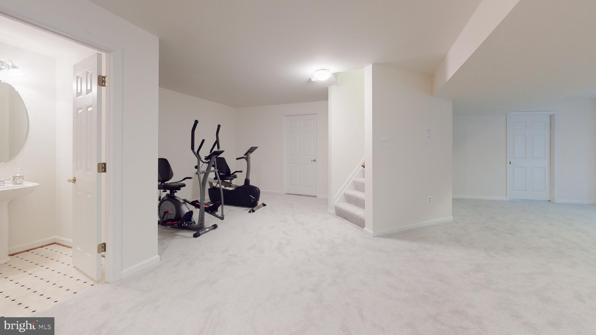 ROCKBURN MANOR - Residential