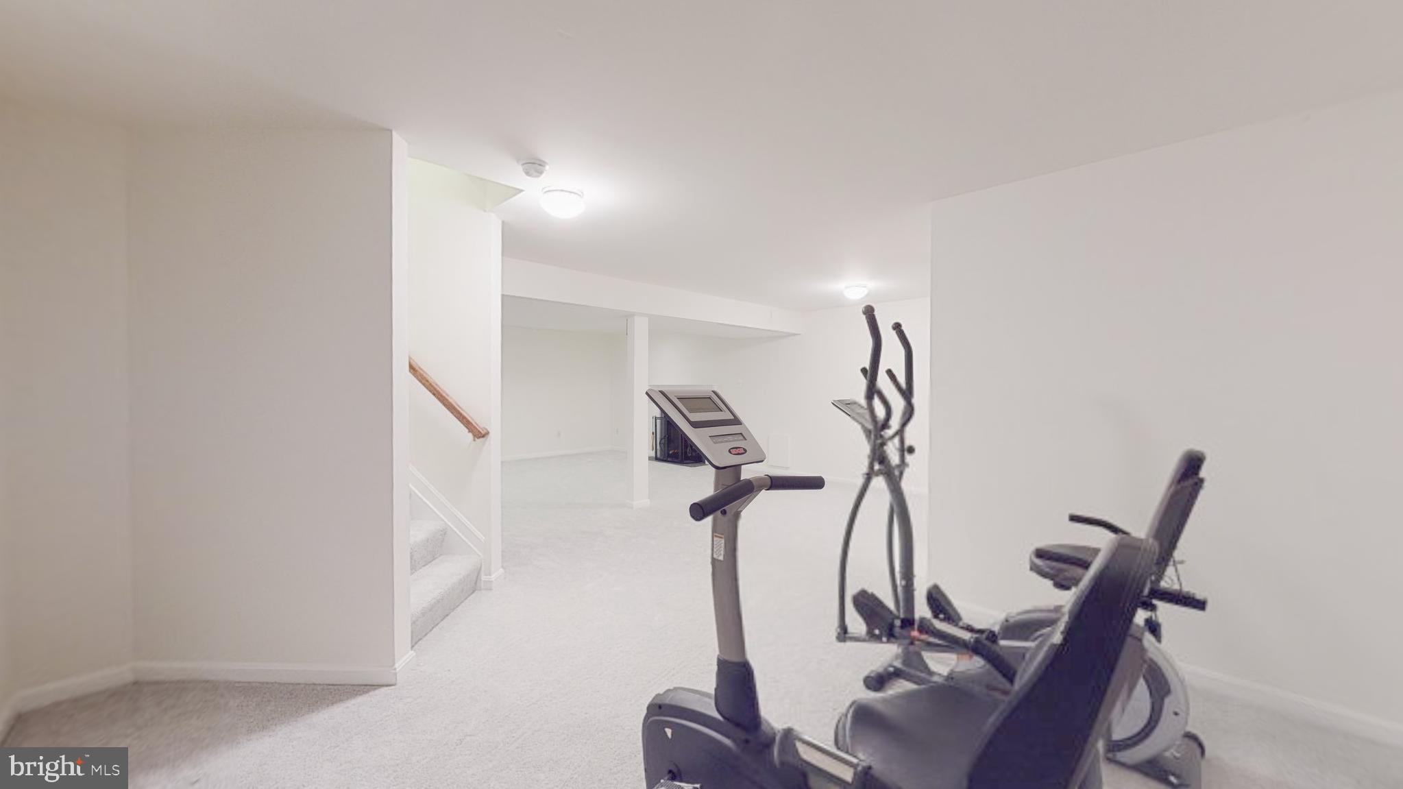 ROCKBURN MANOR - Residential