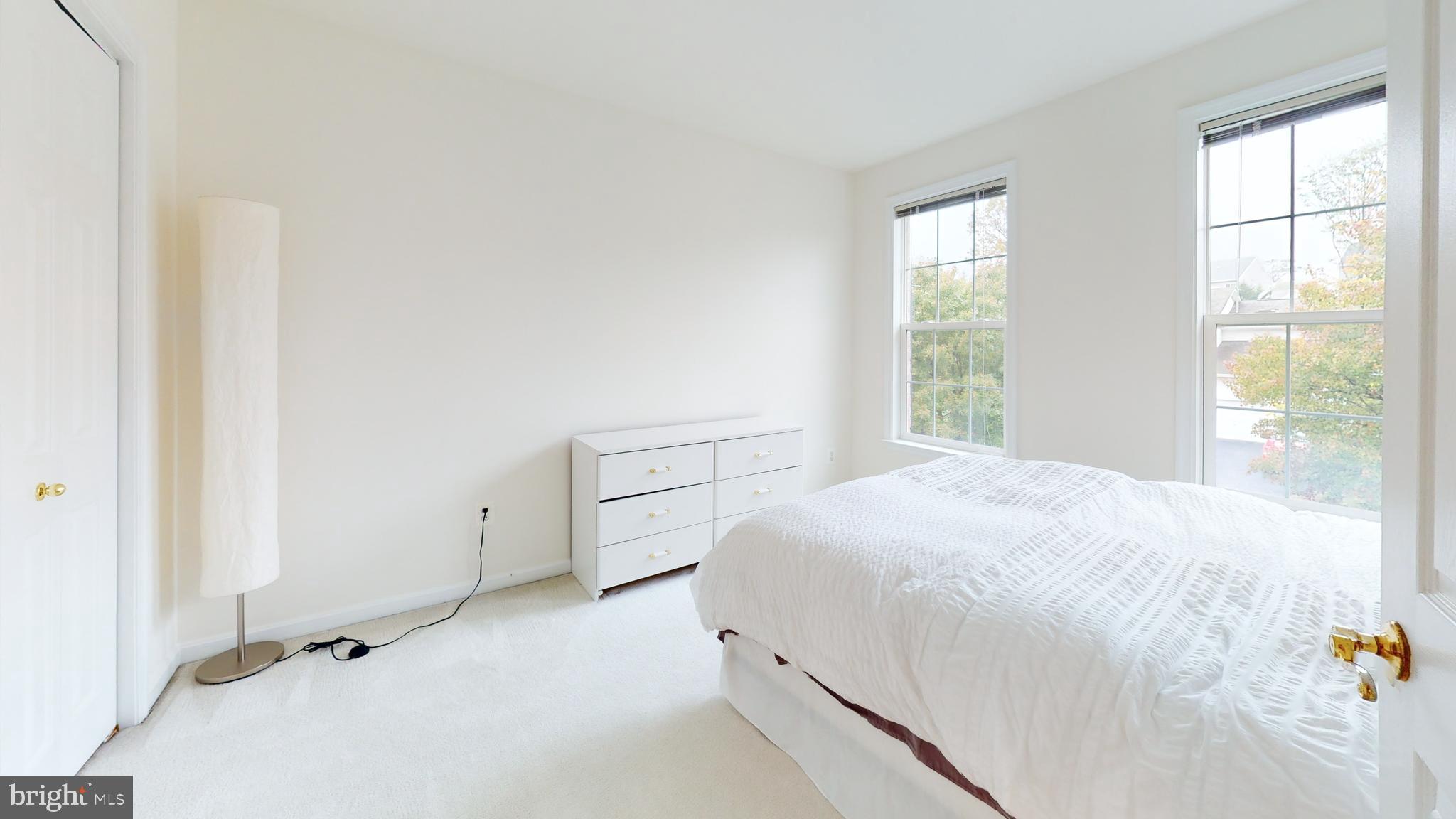 ROCKBURN MANOR - Residential