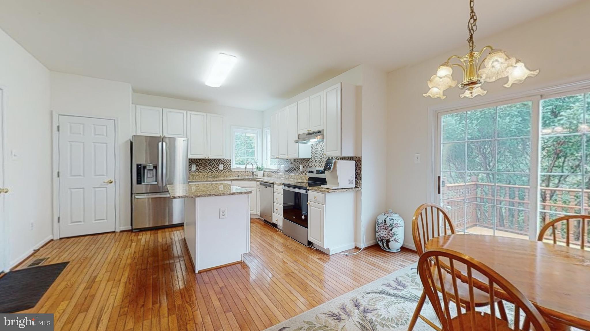 ROCKBURN MANOR - Residential