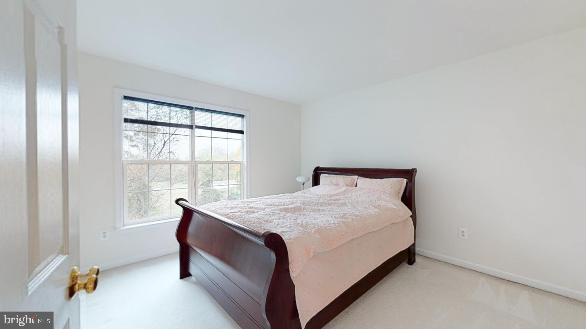 ROCKBURN MANOR - Residential