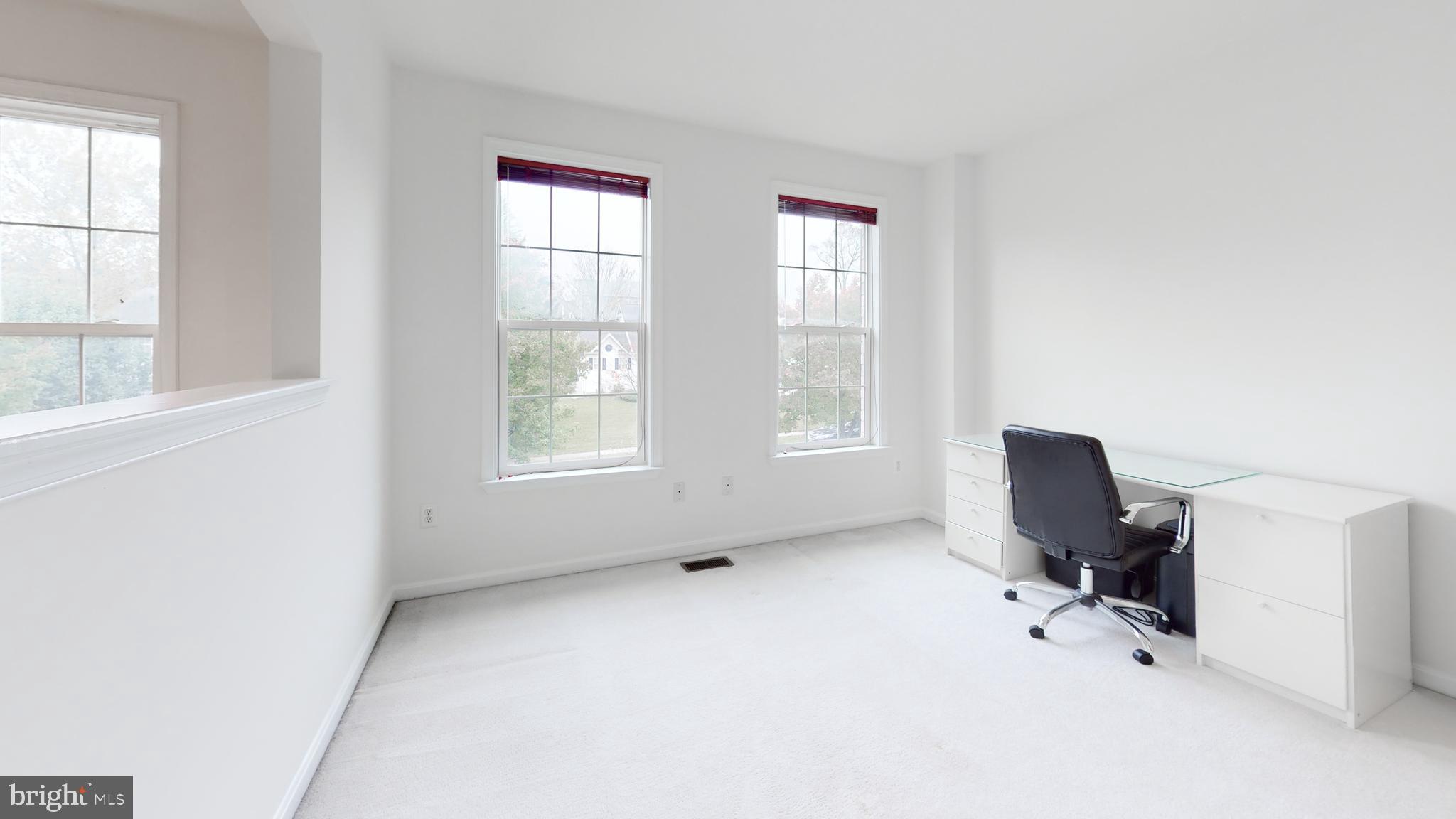 ROCKBURN MANOR - Residential