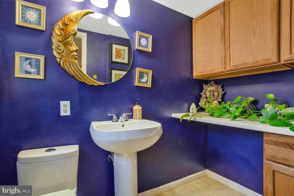 COLLEGE PARK WOODS - Residential