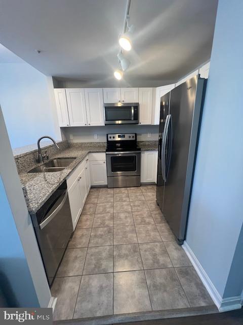 NORTH CHESAPEAKE BEACH - Residential Lease