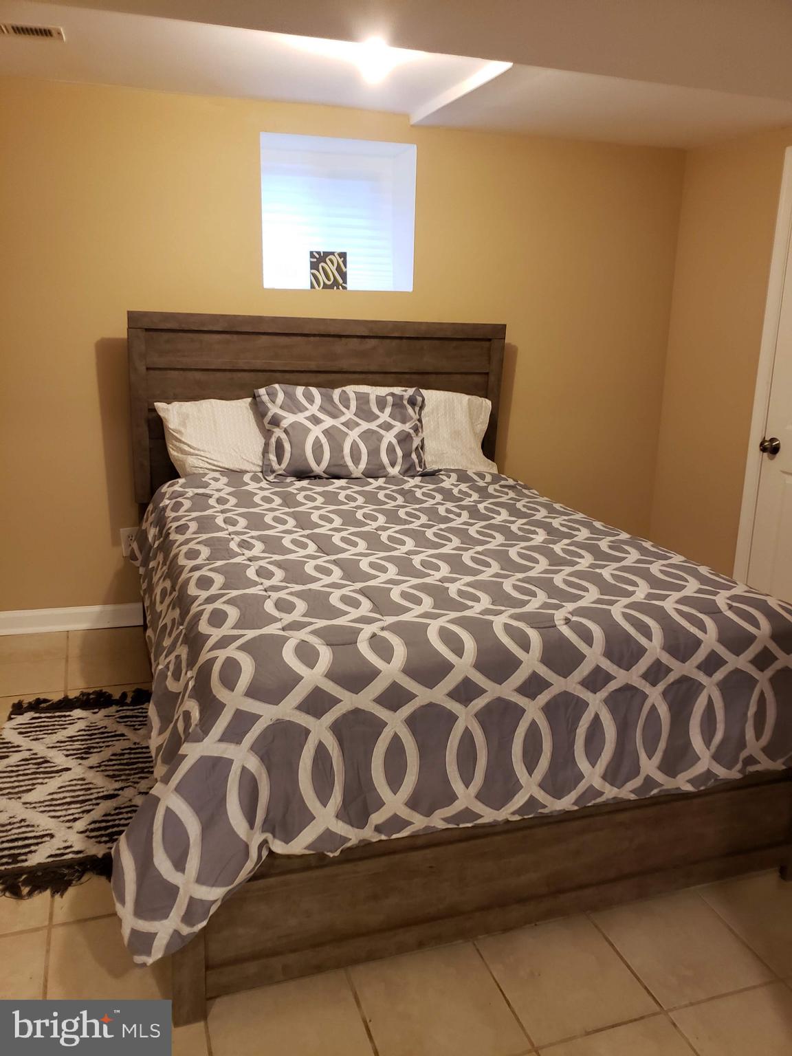 WALTHERSON - Residential Lease