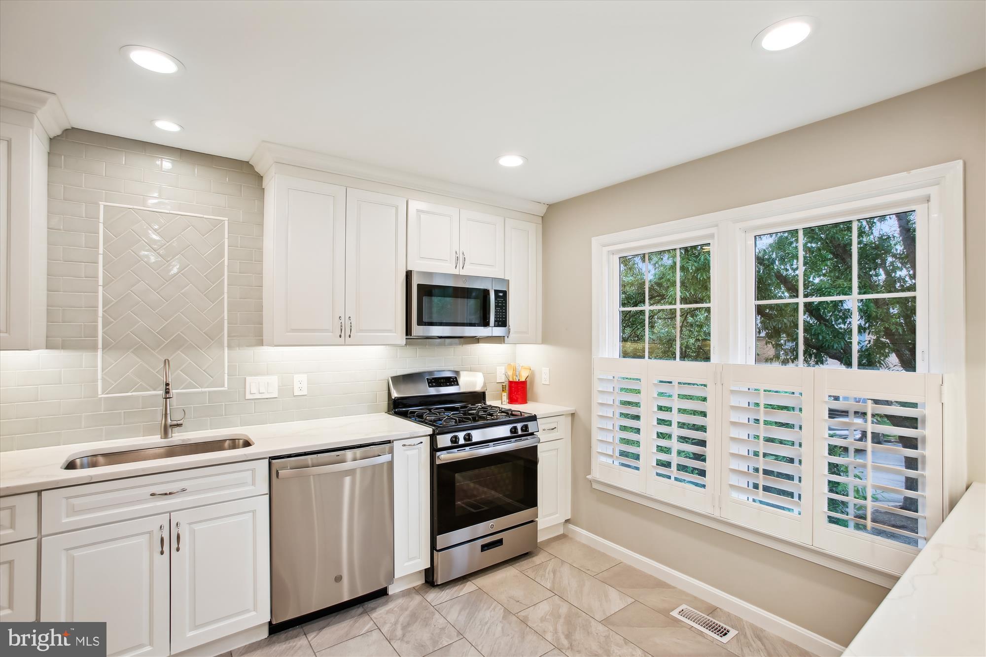 HAYFIELD VIEW - Residential