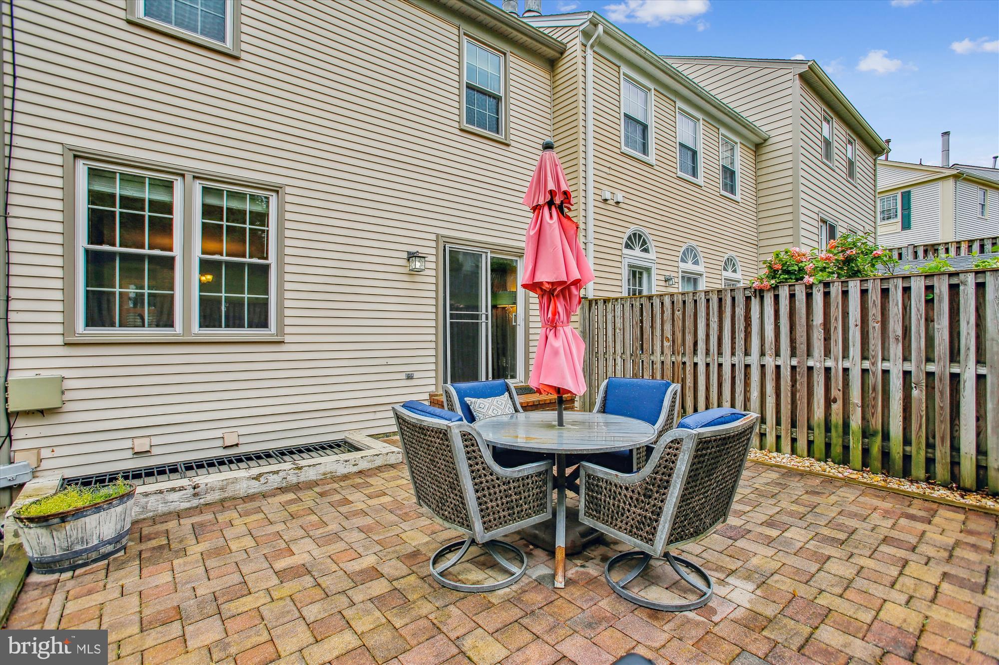 HAYFIELD VIEW - Residential