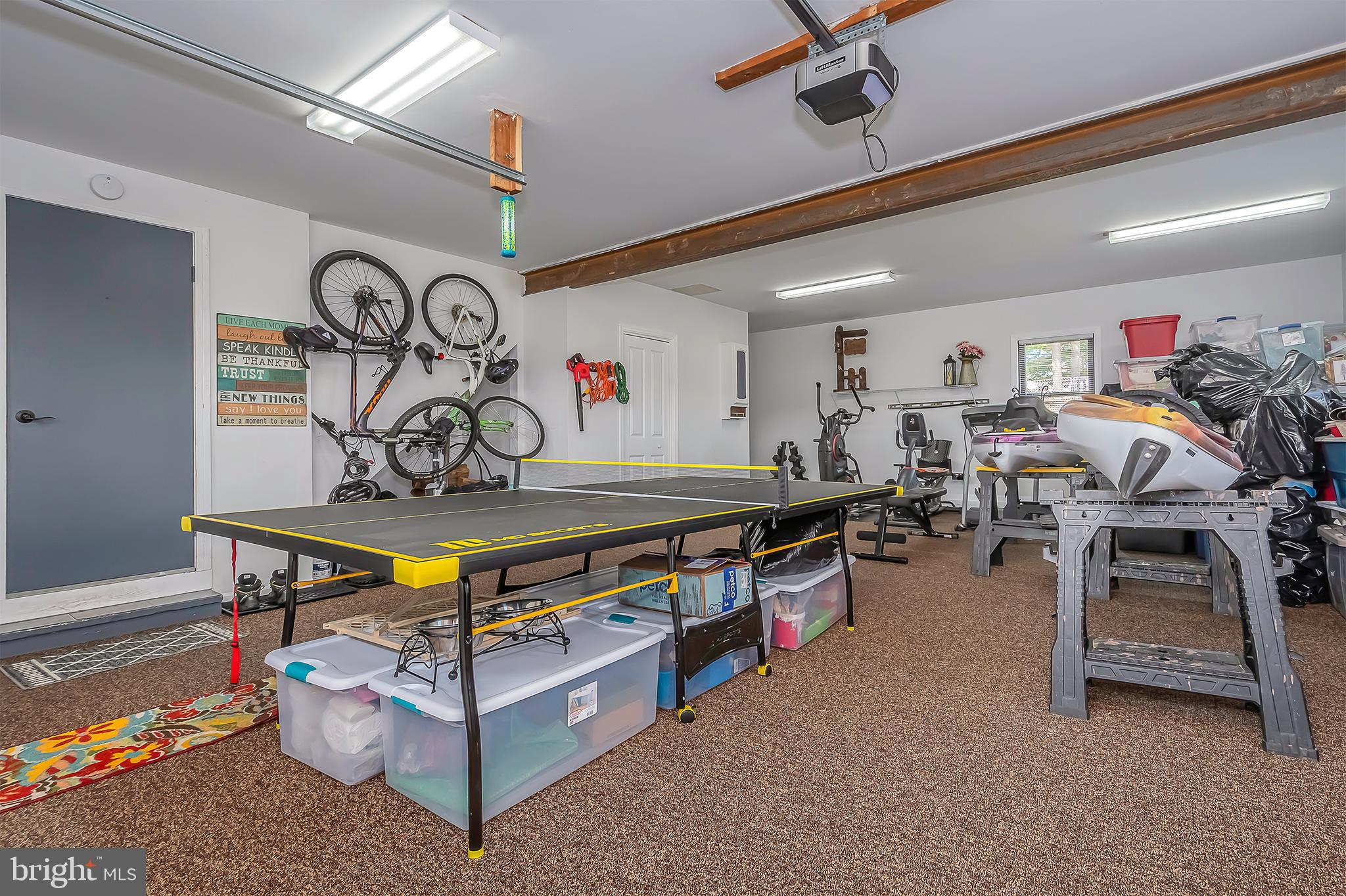 MAYBURY POLING - Residential