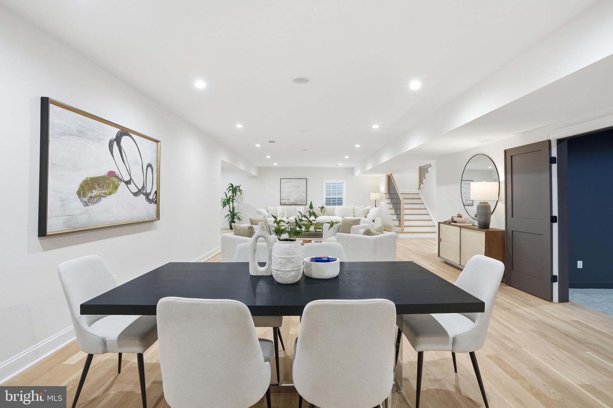 WELLINGTON - Residential