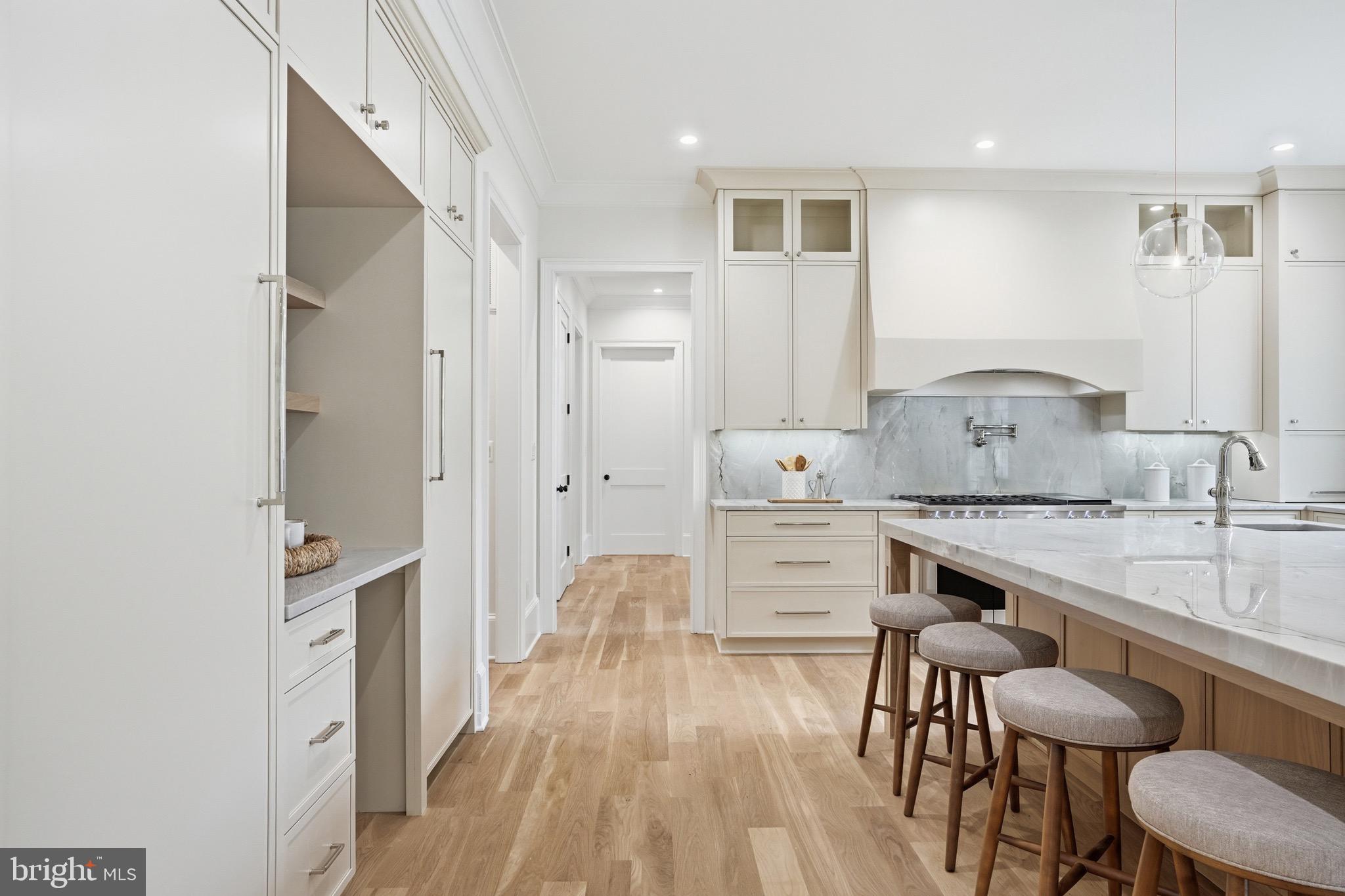 WELLINGTON - Residential