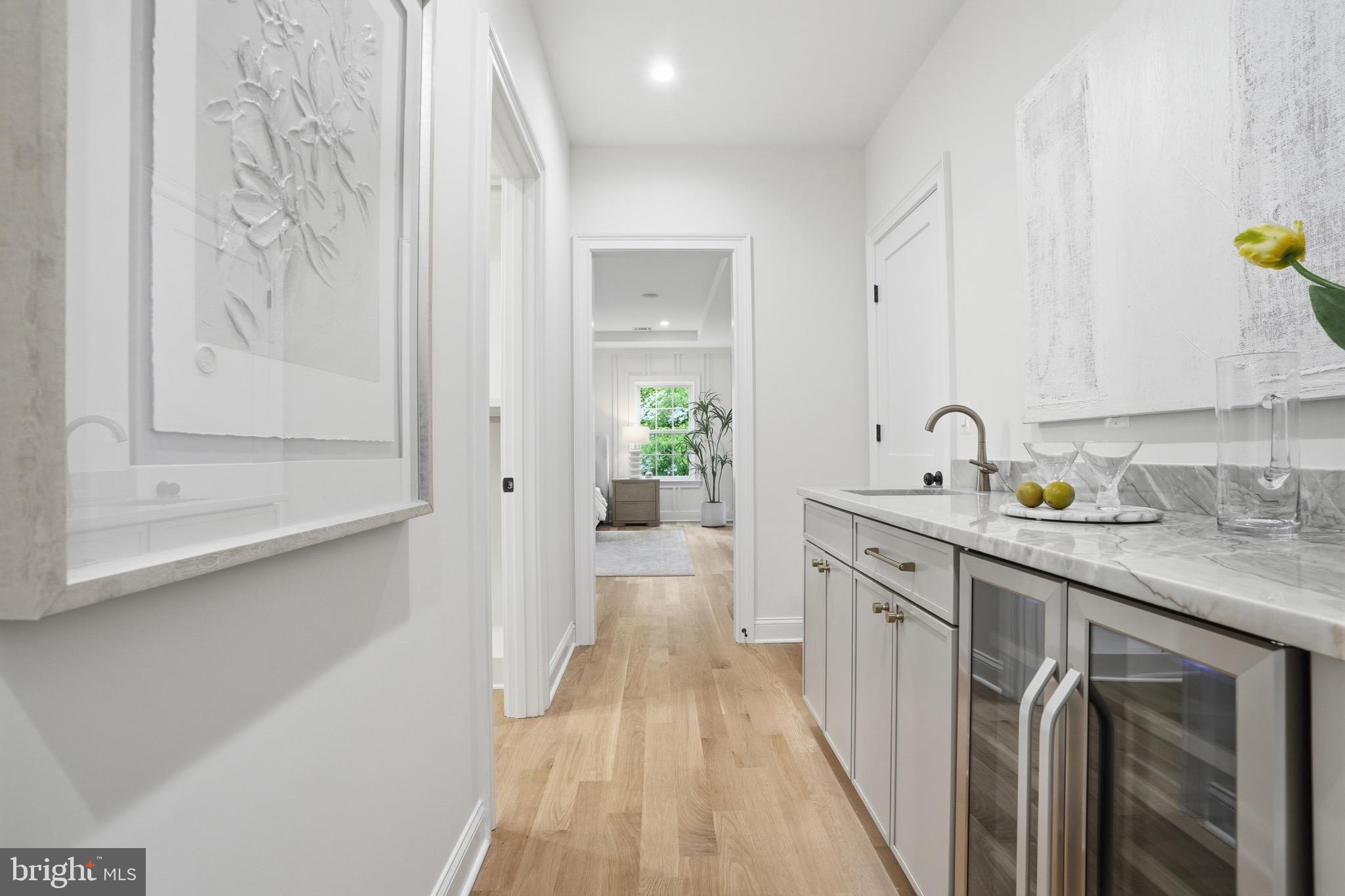 WELLINGTON - Residential