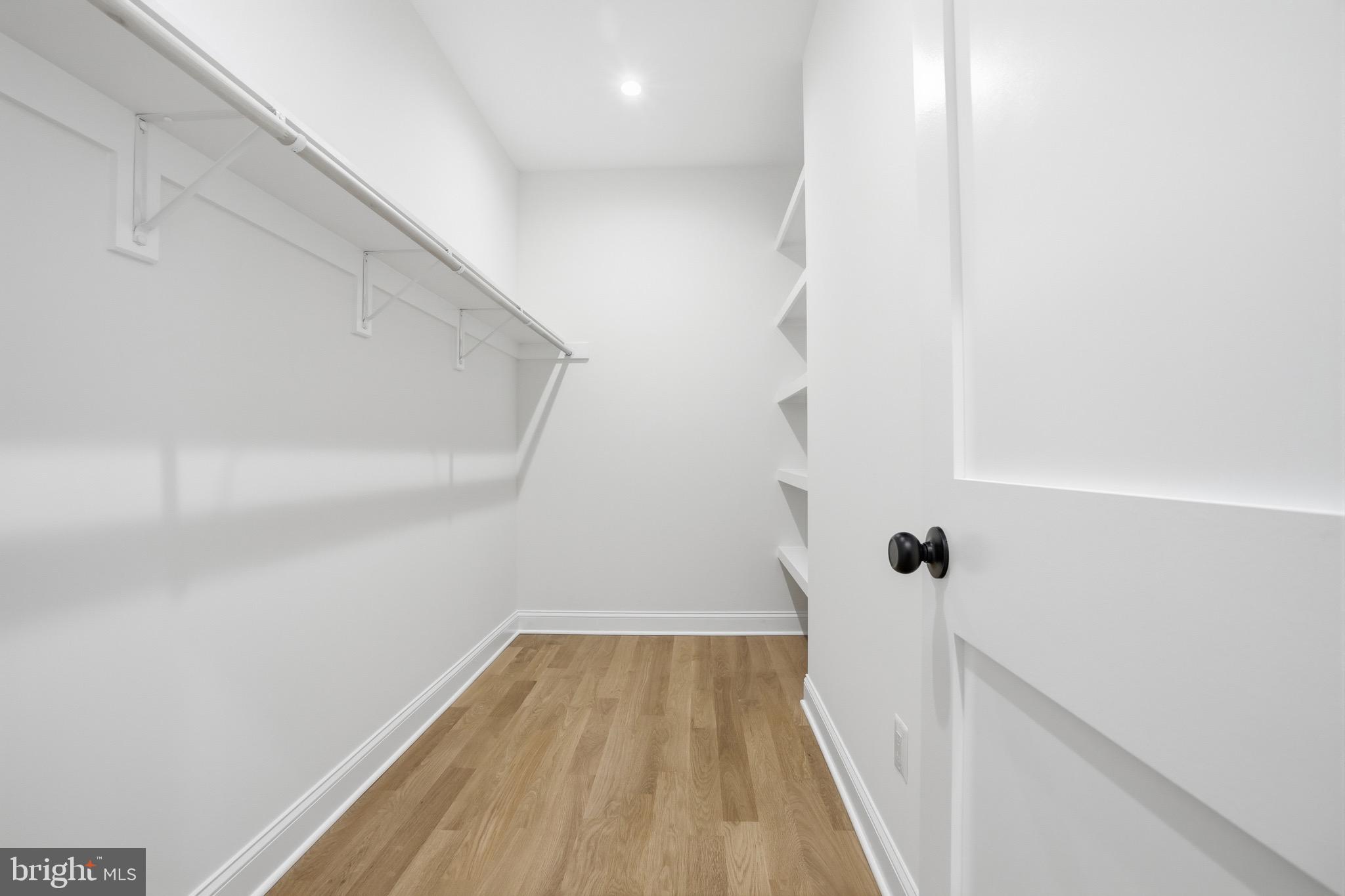 WELLINGTON - Residential