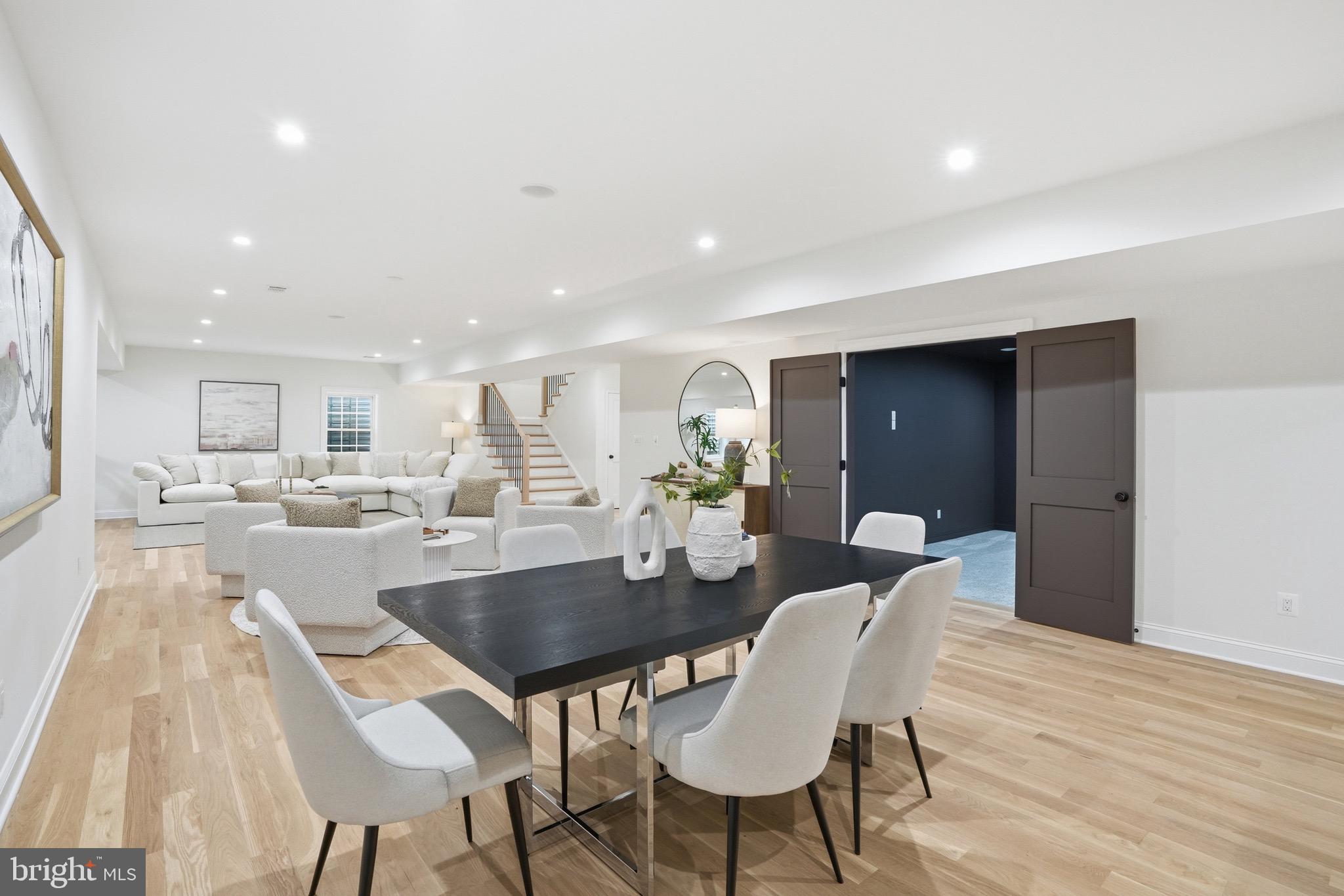WELLINGTON - Residential