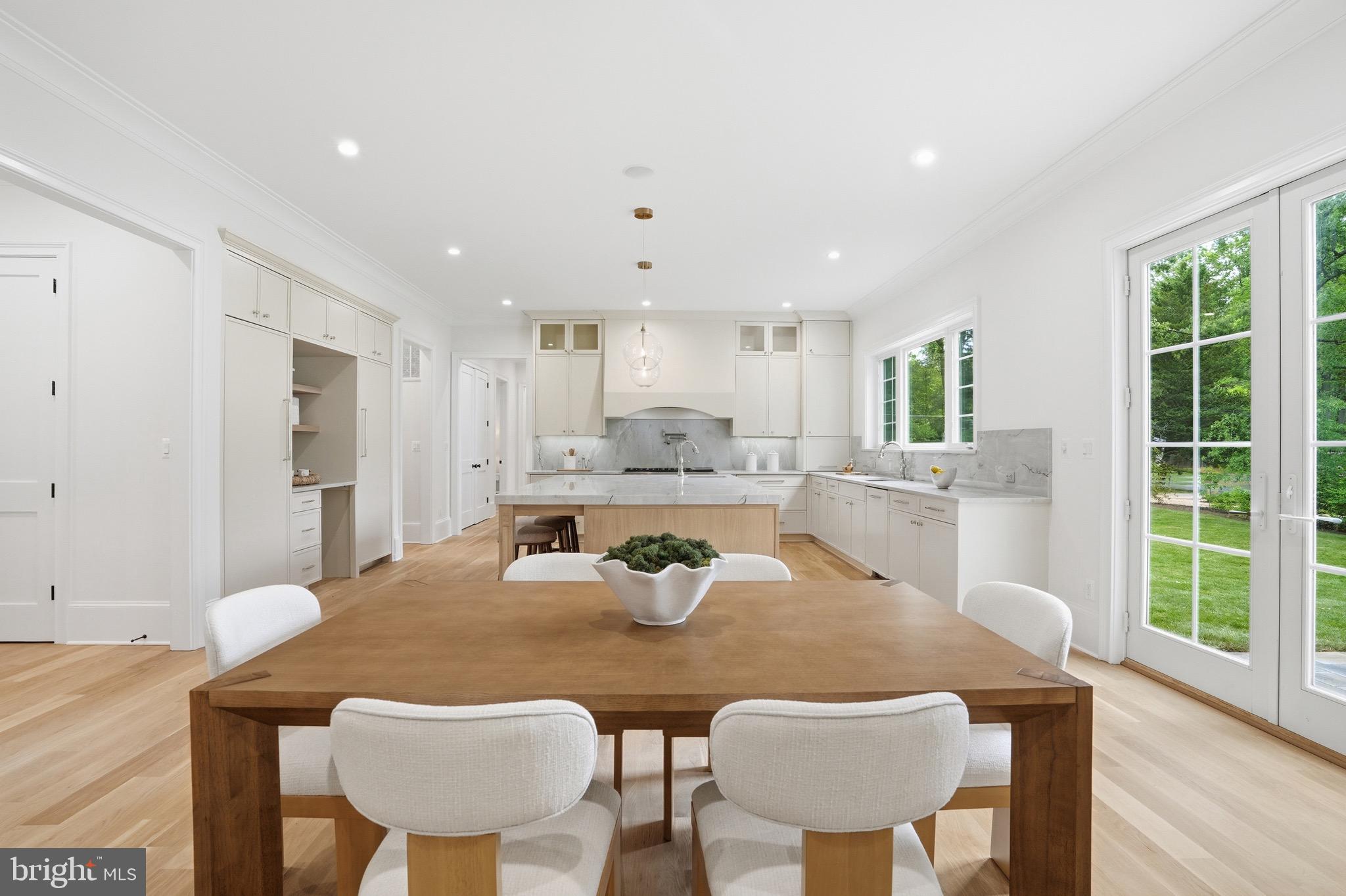 WELLINGTON - Residential