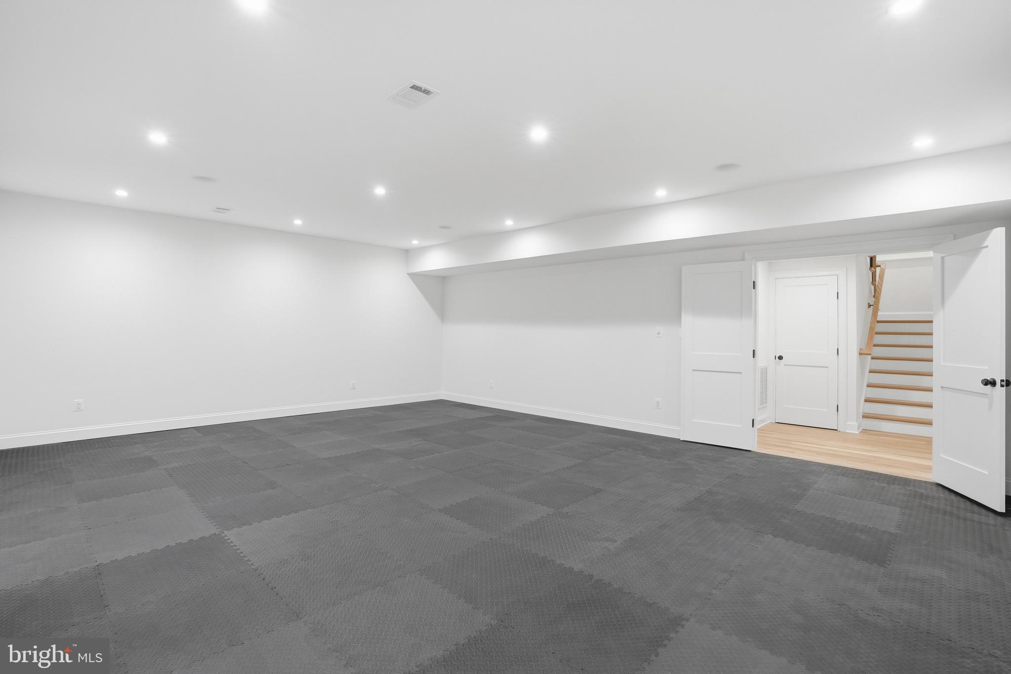 WELLINGTON - Residential