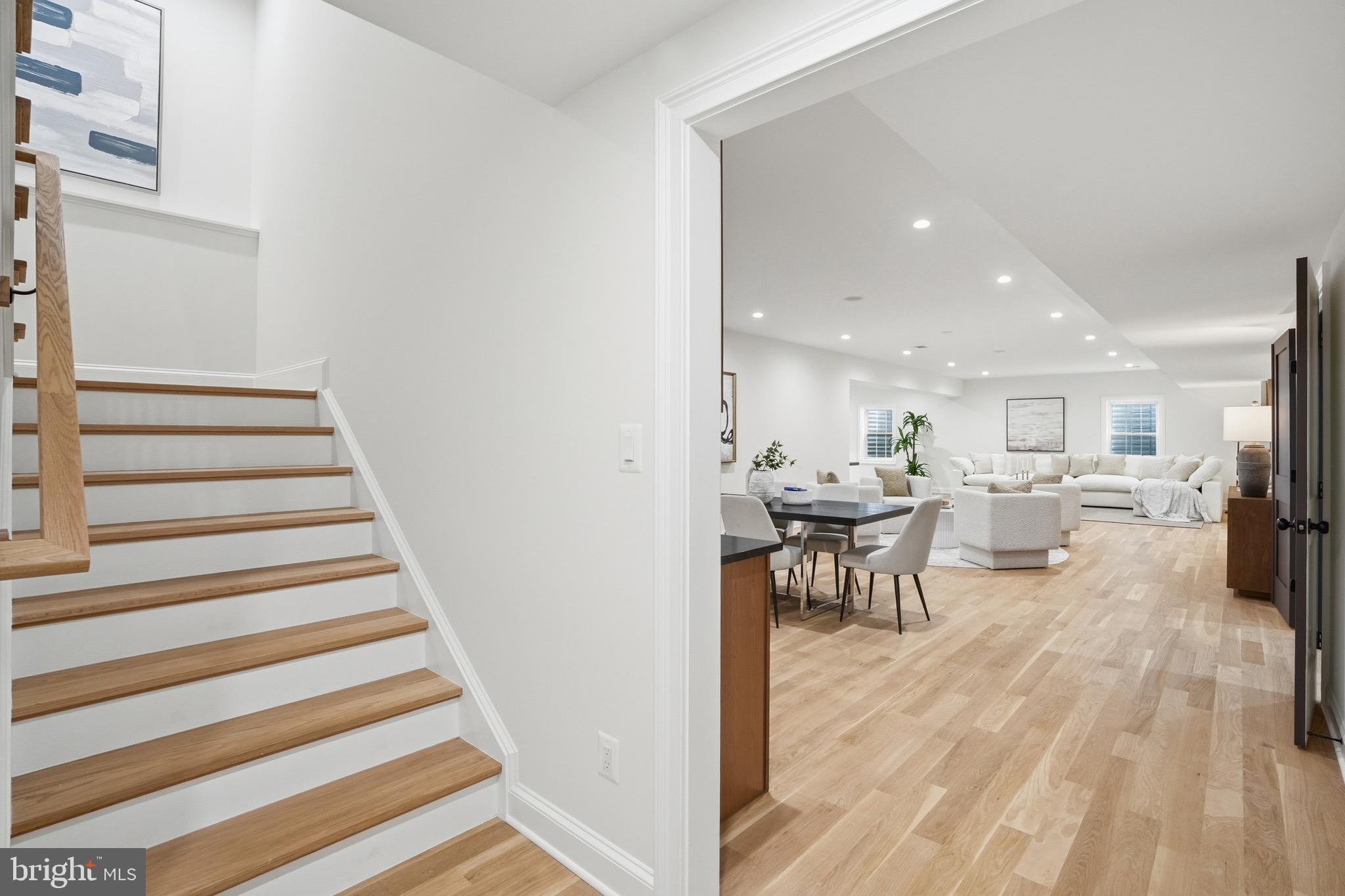 WELLINGTON - Residential