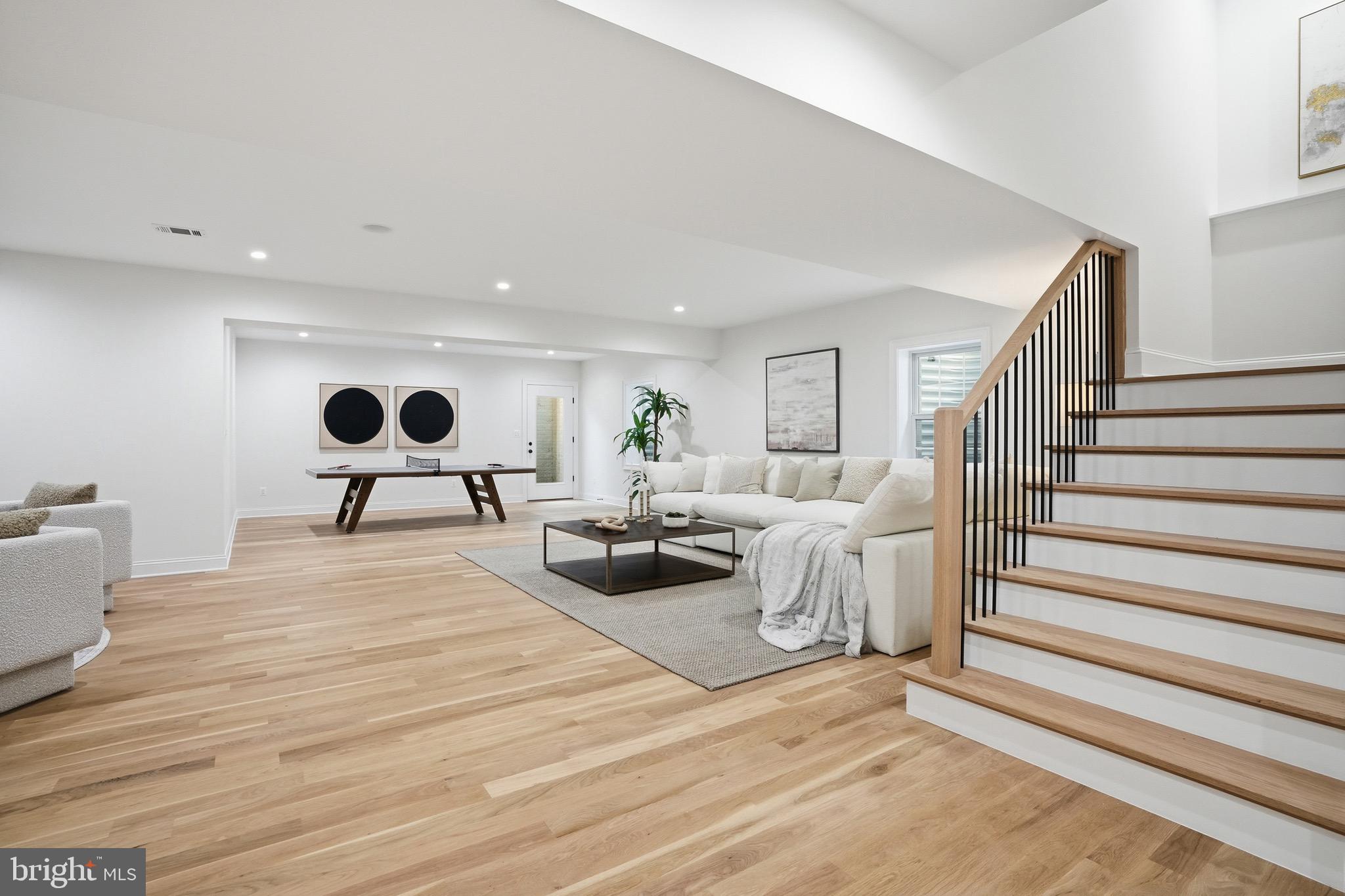 WELLINGTON - Residential