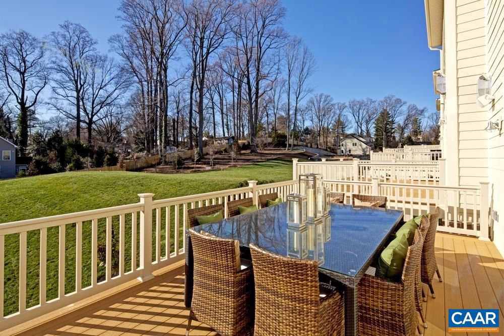 FOREST LAKES - Residential