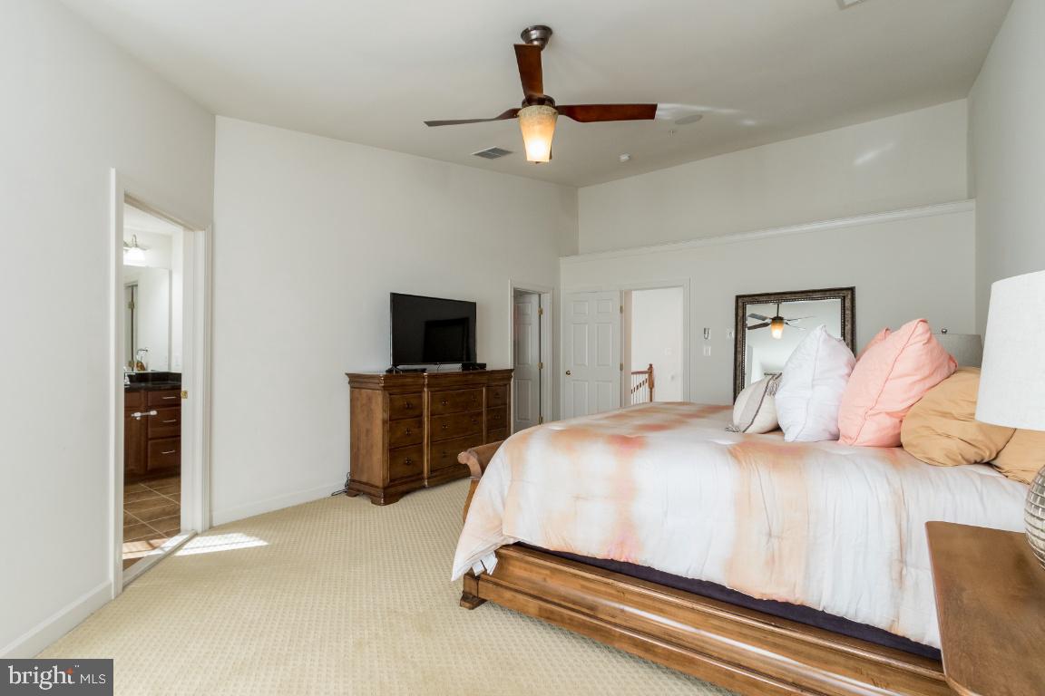 OAK CREEK CLUB GOLF COURSE - Residential