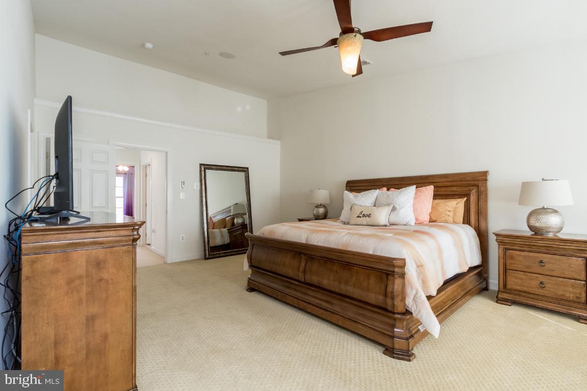 OAK CREEK CLUB GOLF COURSE - Residential