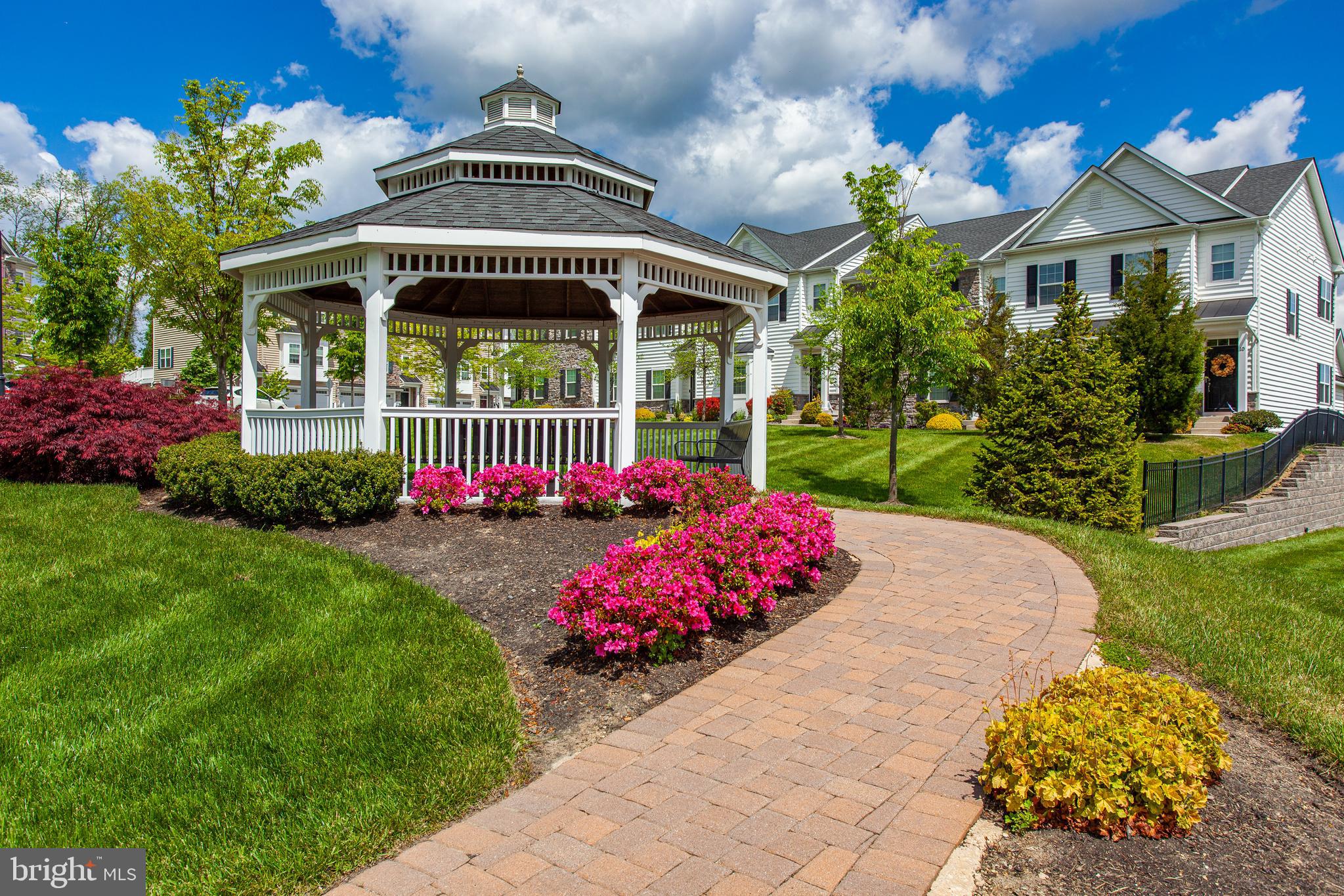 THE RES AT ROSE TREE - Residential