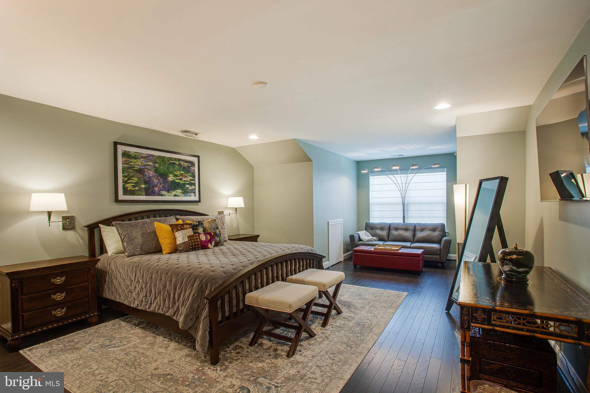 THE RES AT ROSE TREE - Residential