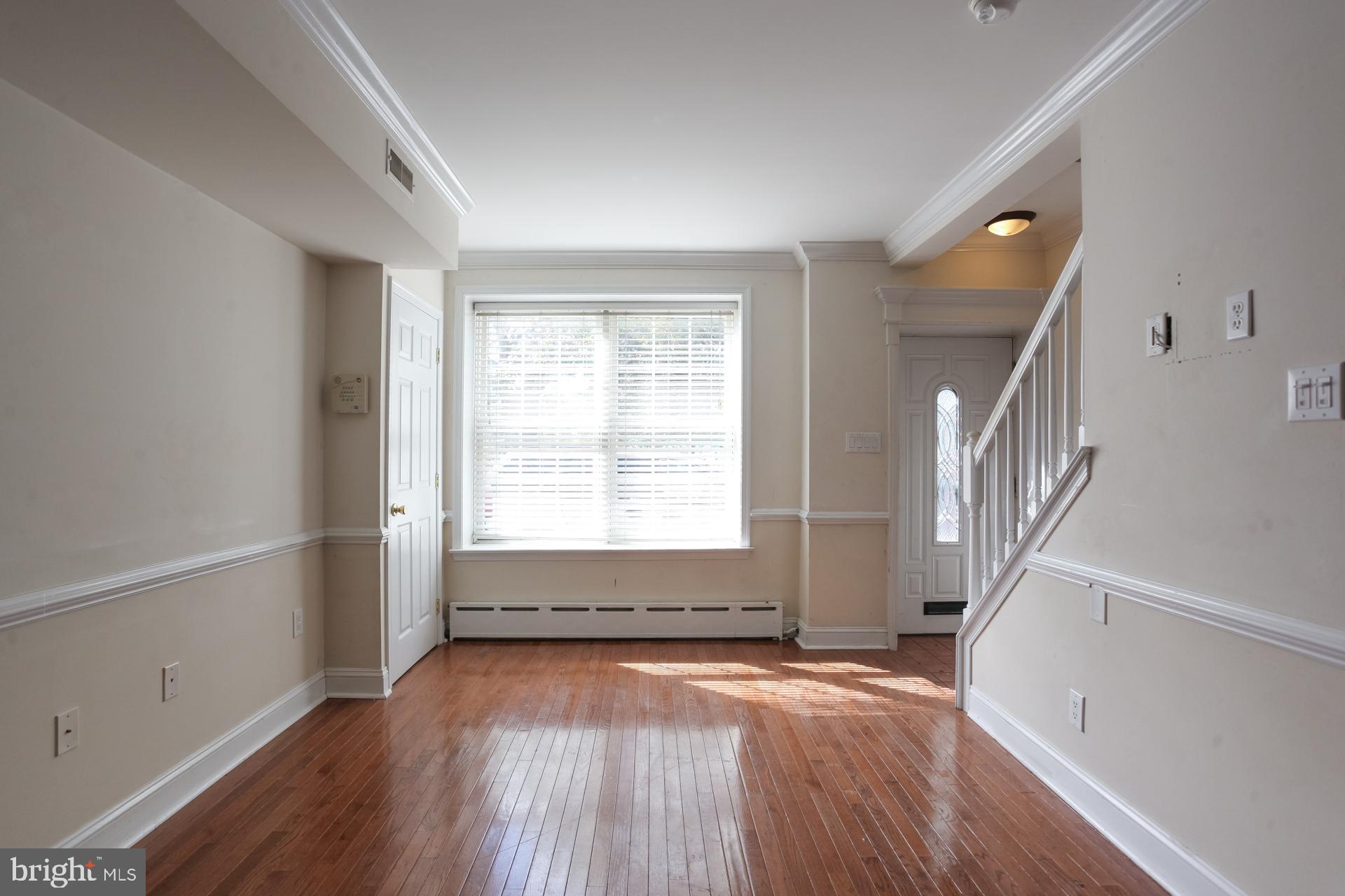 4275 SILVERWOOD STREET