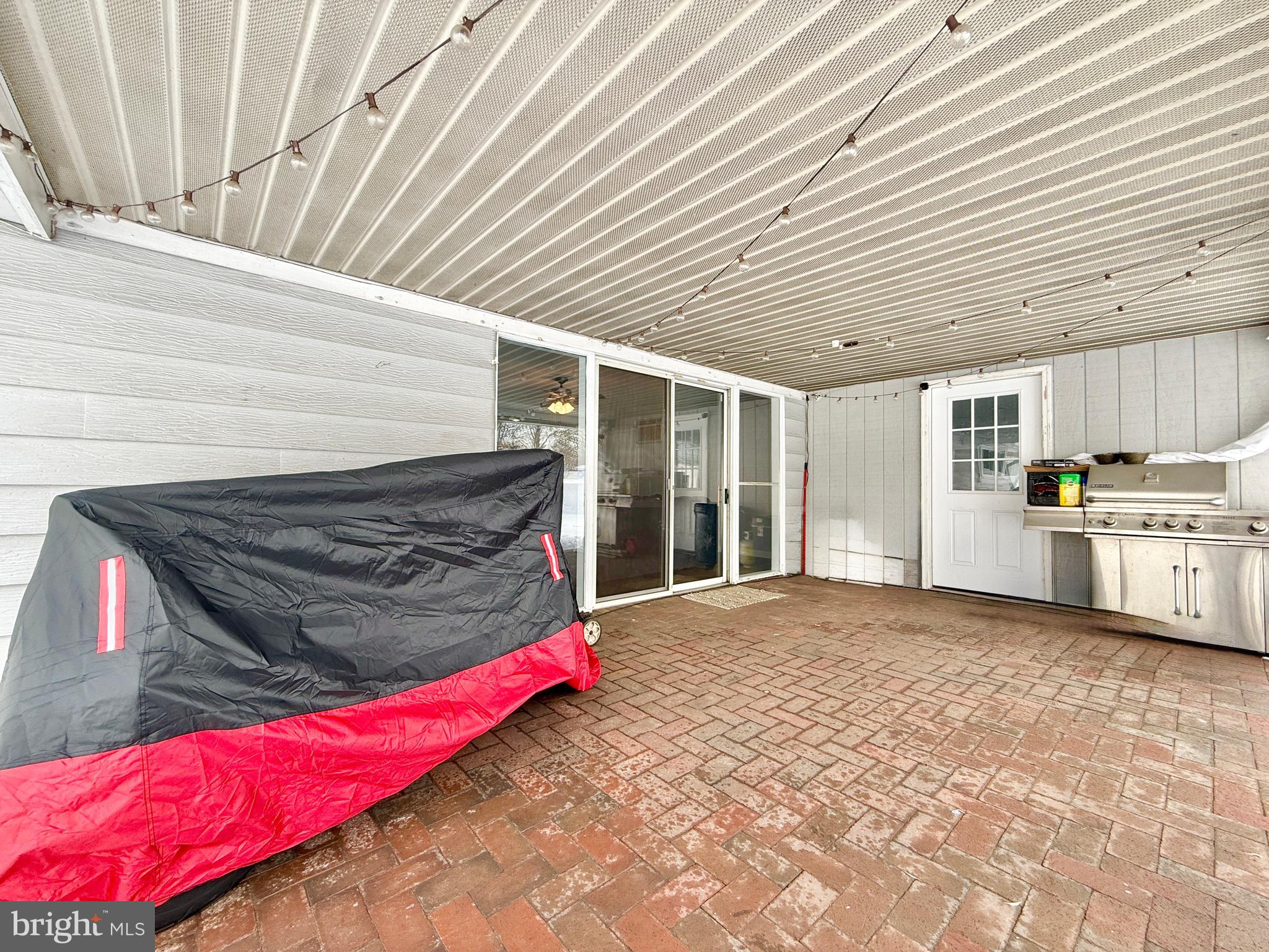 RED CEDAR HILL - Residential