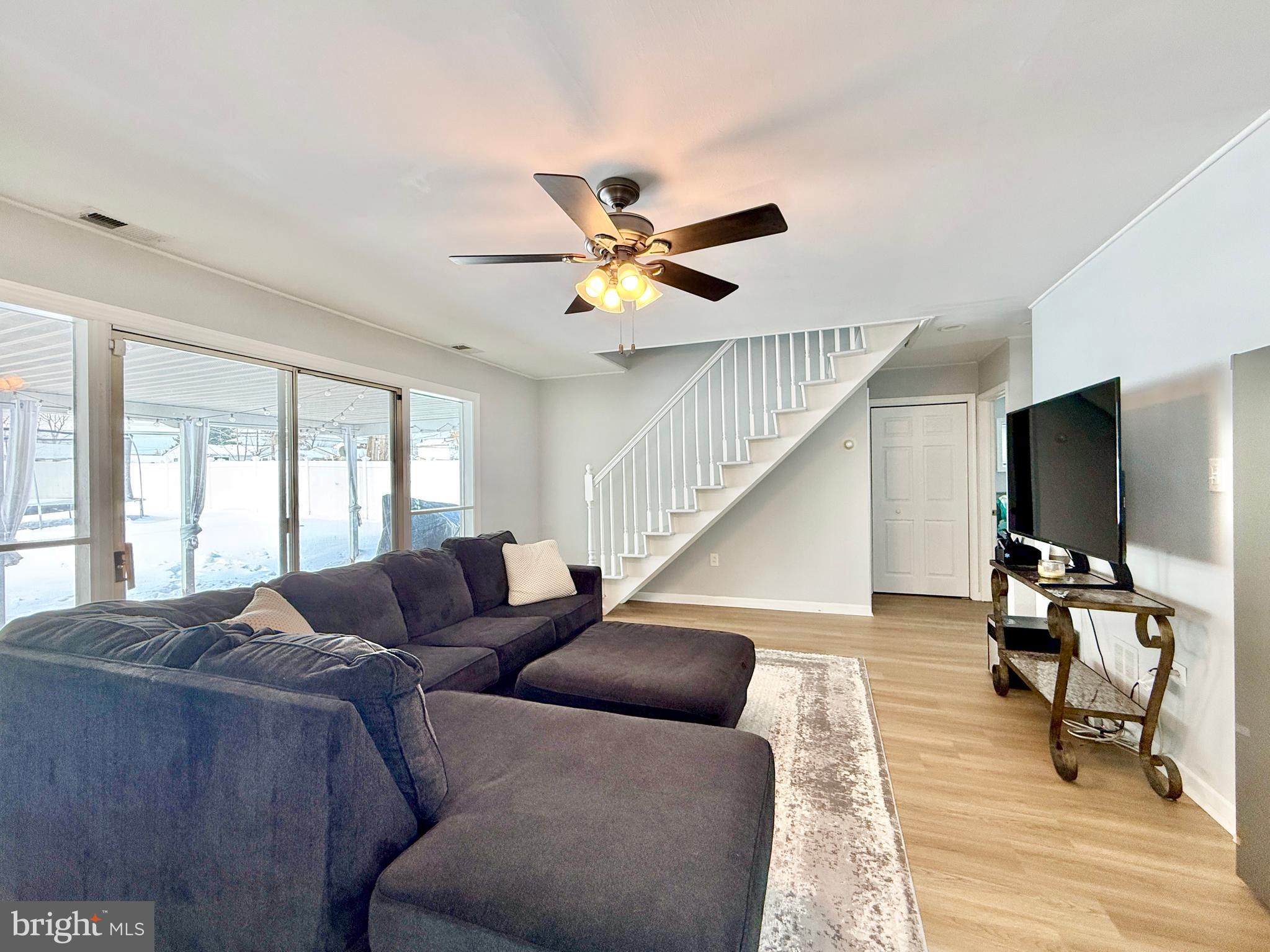 RED CEDAR HILL - Residential