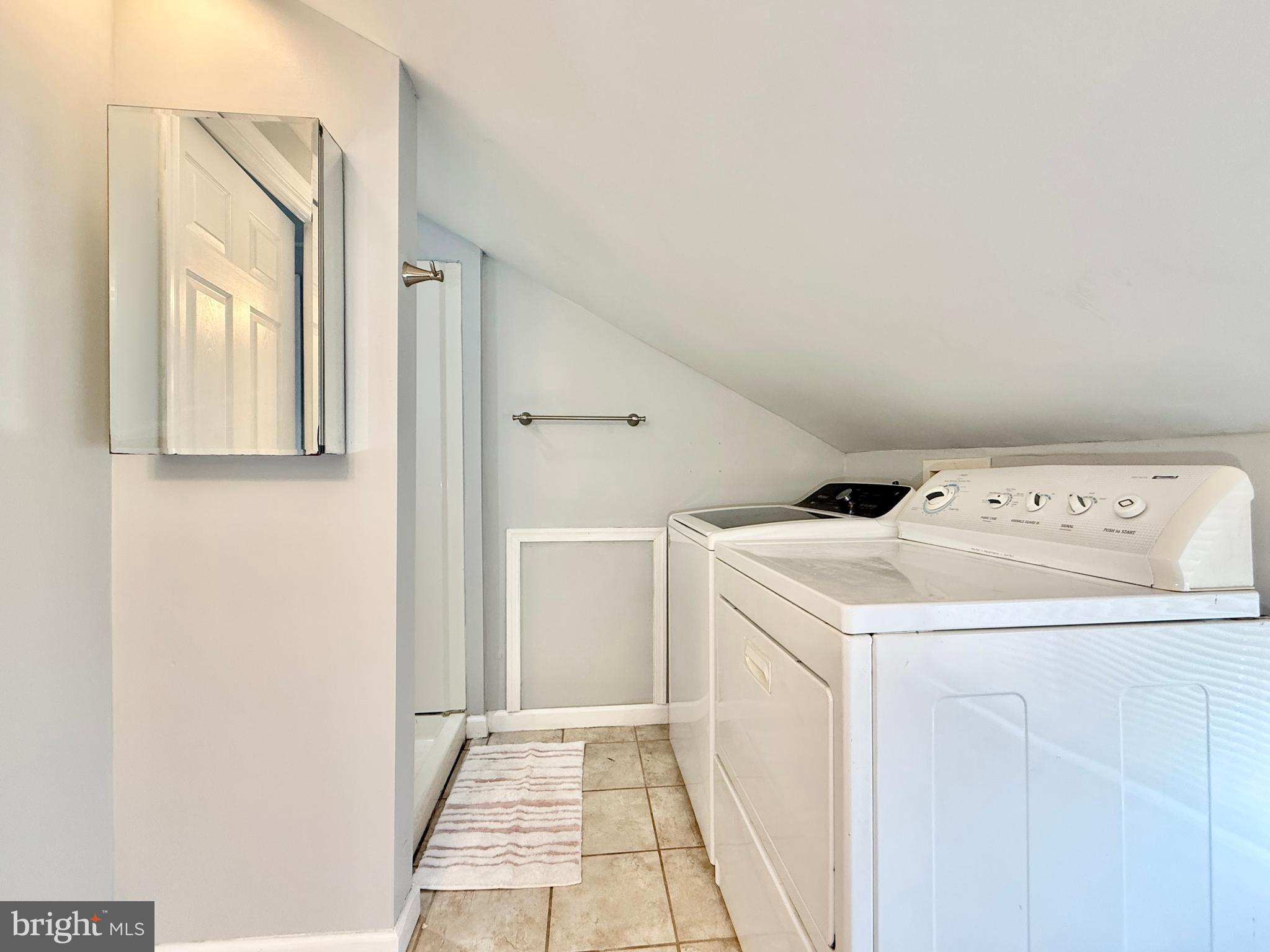 RED CEDAR HILL - Residential